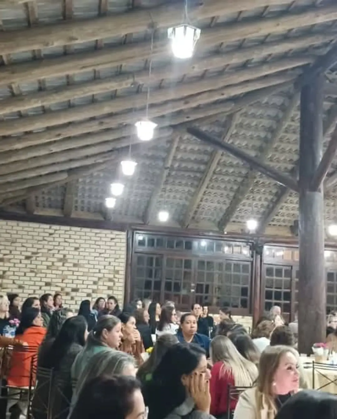 Encontro de Mulheres Políticas do Sul em Praia Grande Discute Estratégias e Fortalecimento Feminino