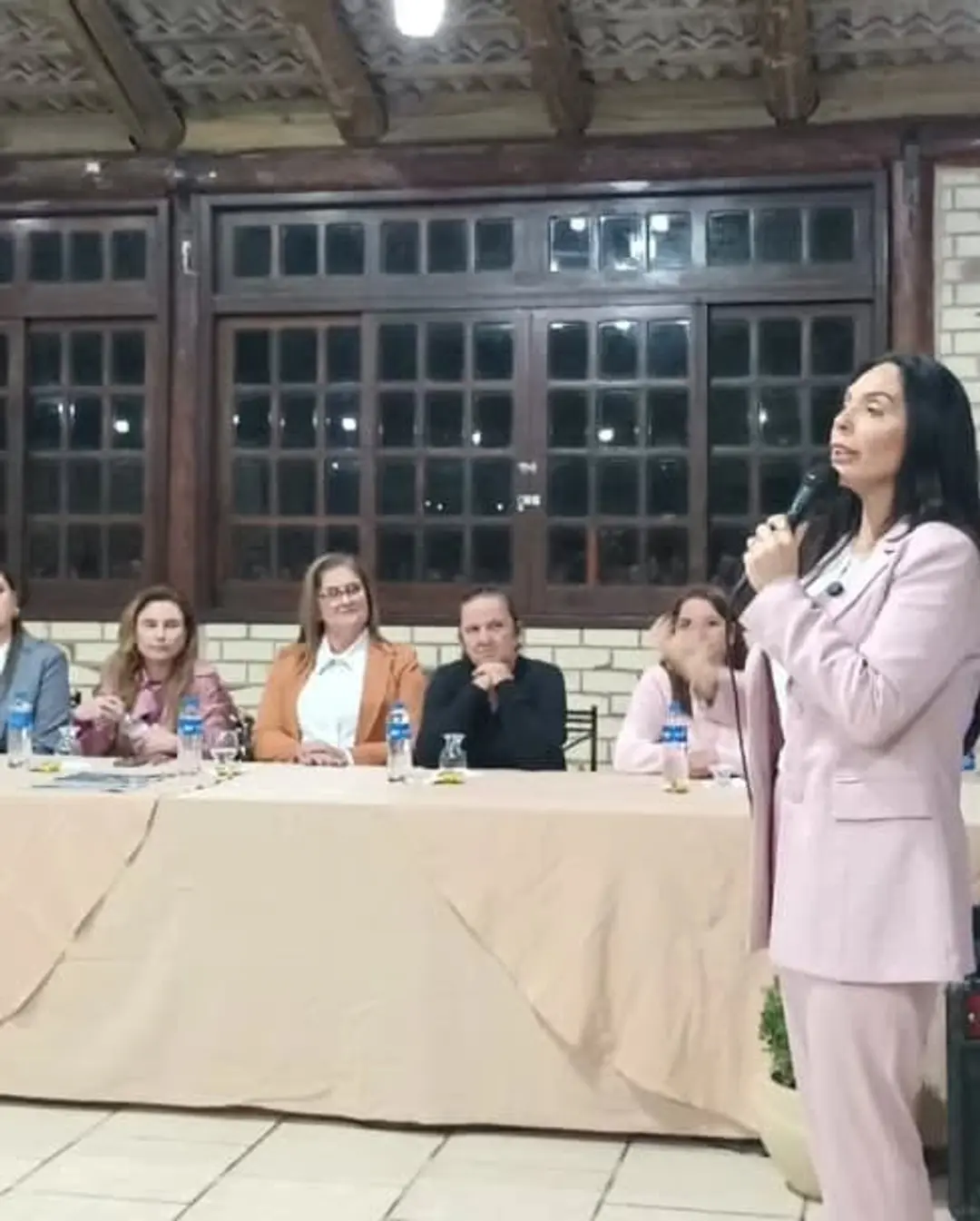 Encontro de Mulheres Políticas do Sul em Praia Grande Discute Estratégias e Fortalecimento Feminino