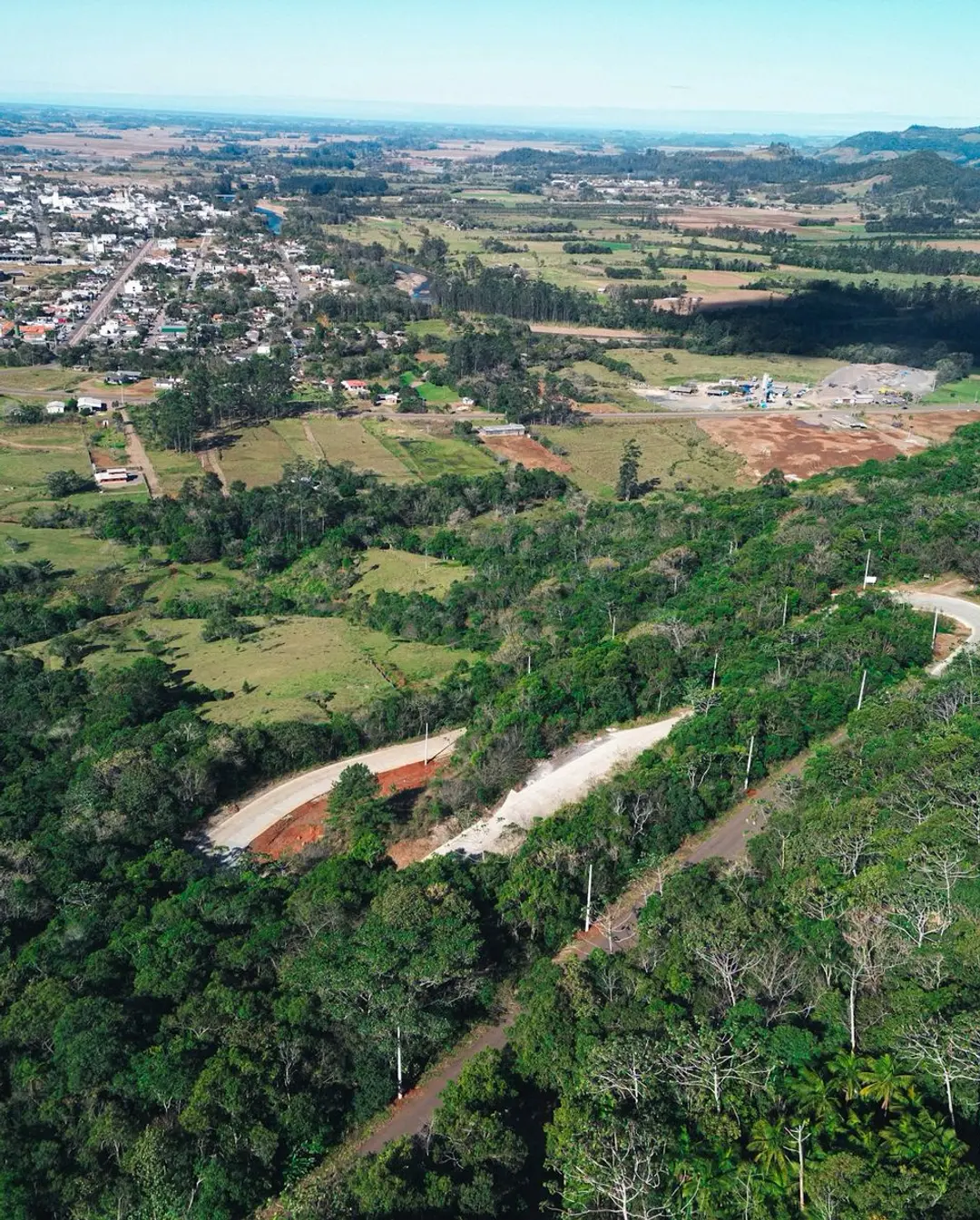 CEPRAG Investe em Extensão de Rede Trifásica na Serra do Faxinal para Impulsionar Desenvolvimento
