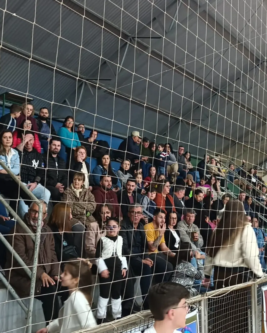 Mostra de Dança Encanta Público e Celebra Talentos em Praia Grande (SC)