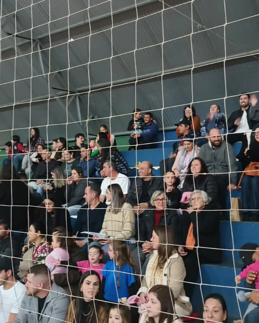Mostra de Dança Encanta Público e Celebra Talentos em Praia Grande (SC)