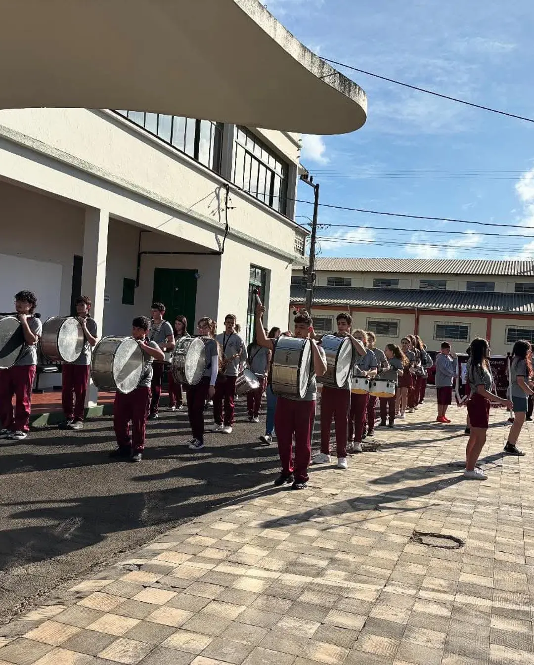 Turvo Celebra a Semana da Pátria com Desfile Cívico e Homenagens à Nação