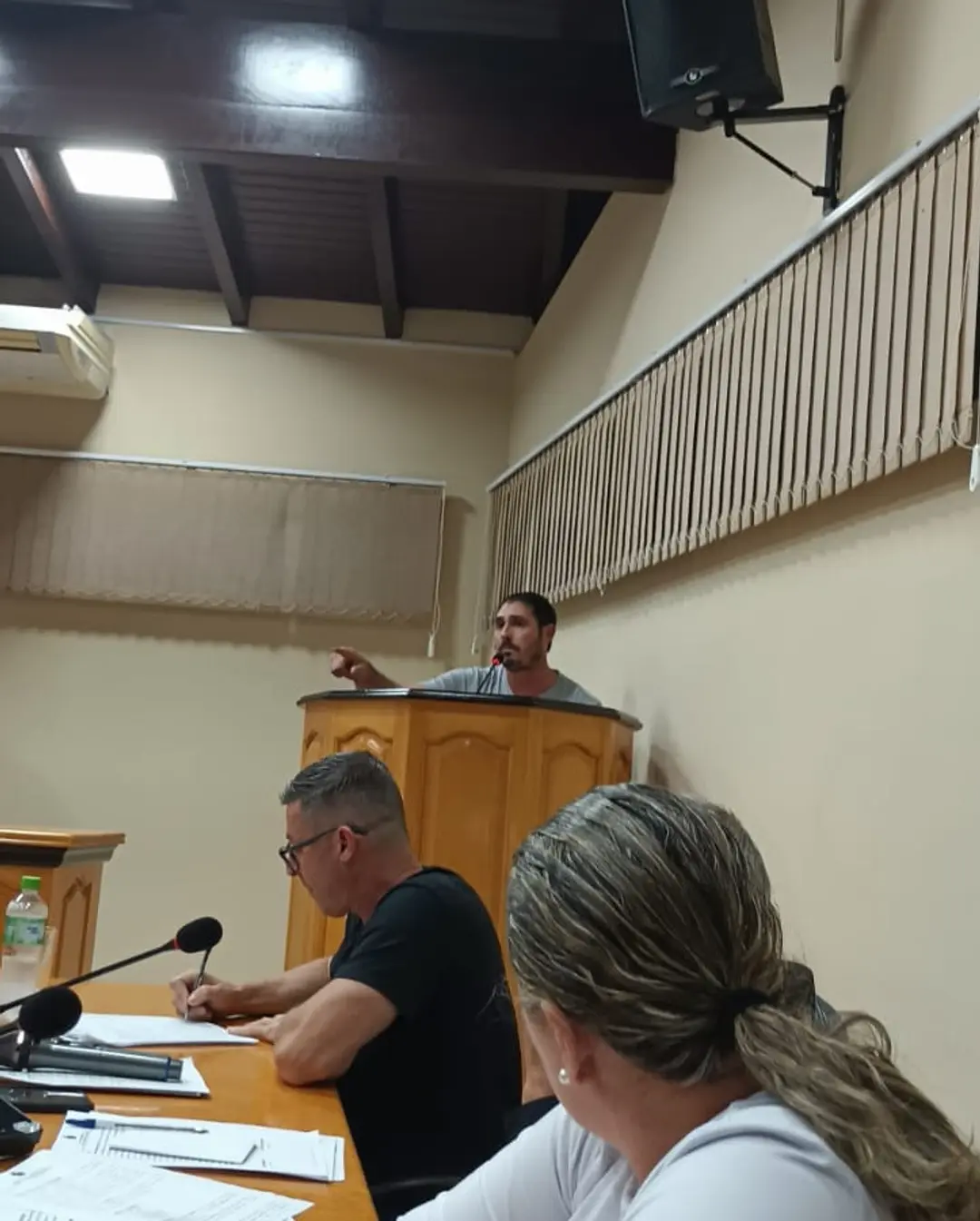 Vereador Ivan Mattos Muda de Partido em Mampituba e Debate Agita Câmara