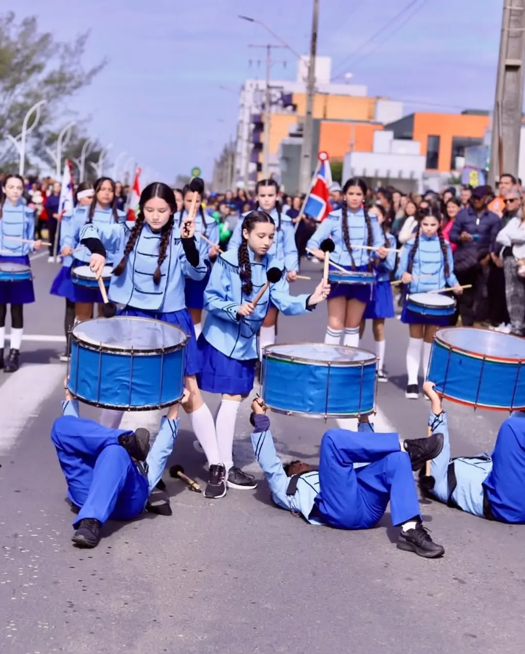 Balneário Gaivota Celebra Independência do Brasil com Desfile Cívico Marcante