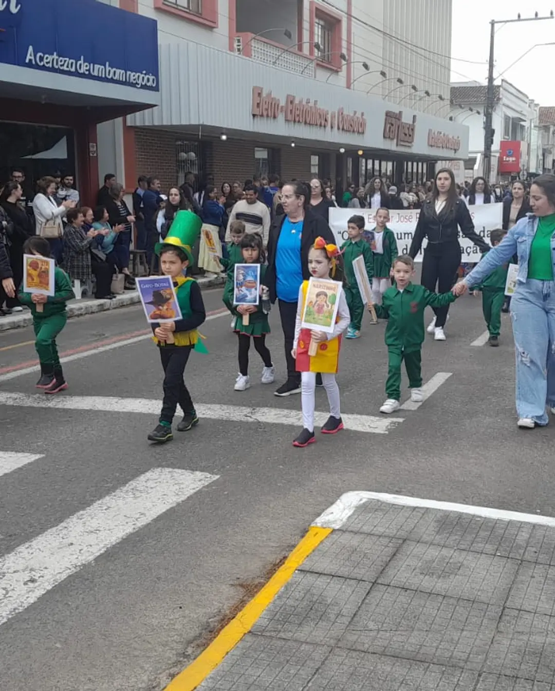 Turvo Celebra a Independência do Brasil com Desfile de 7 de Setembro