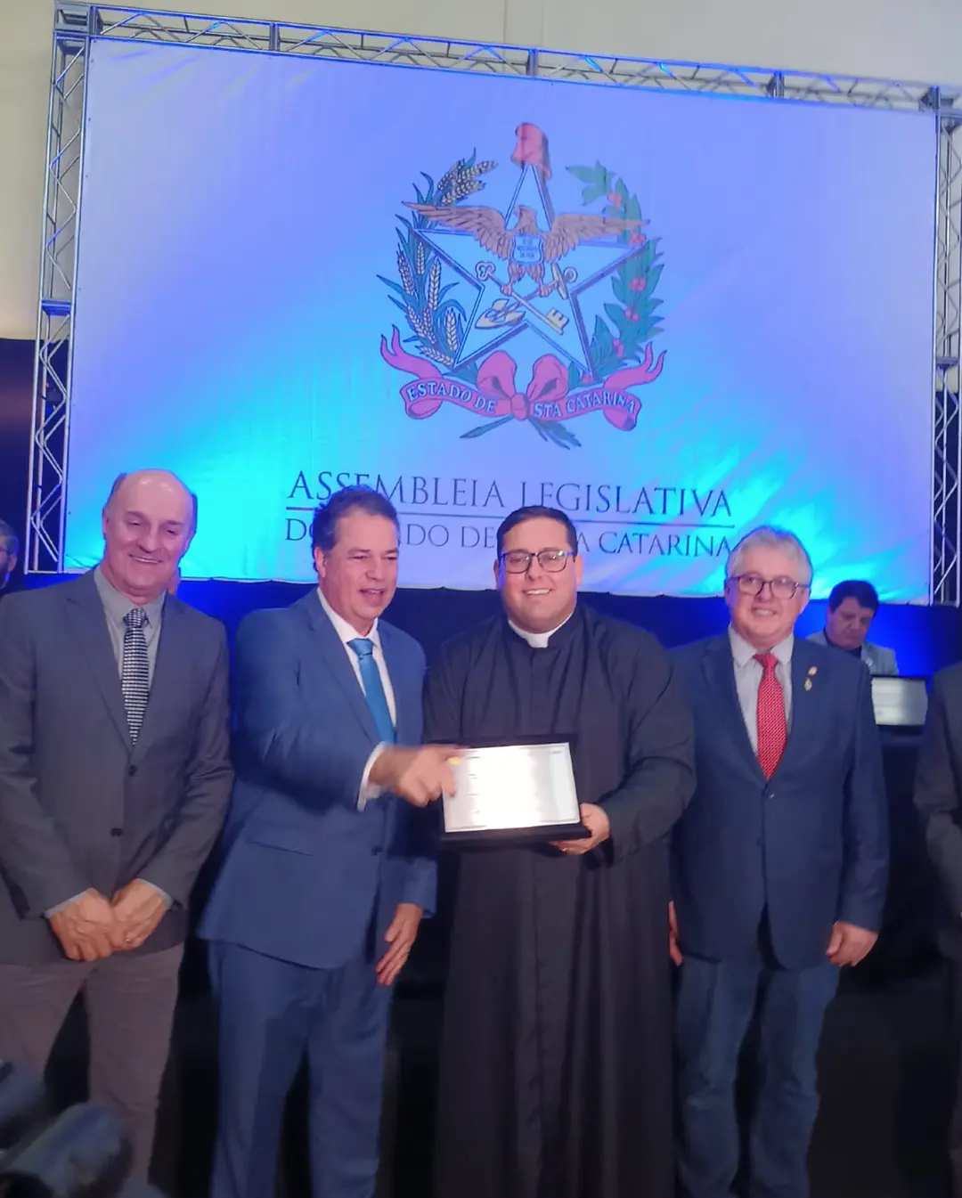 Praia Grande celebra 75 anos da Paróquia São Sebastião em sessão solene da ALESC