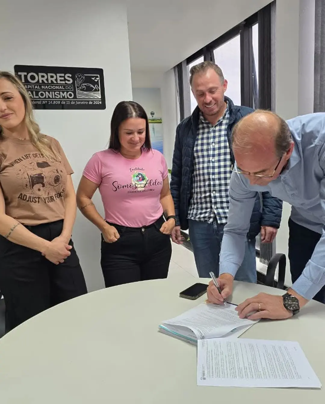 Torres: Prefeitura repassa R$ 60 mil para o Instituto Somos Aldeia, grupo de mães atípicas