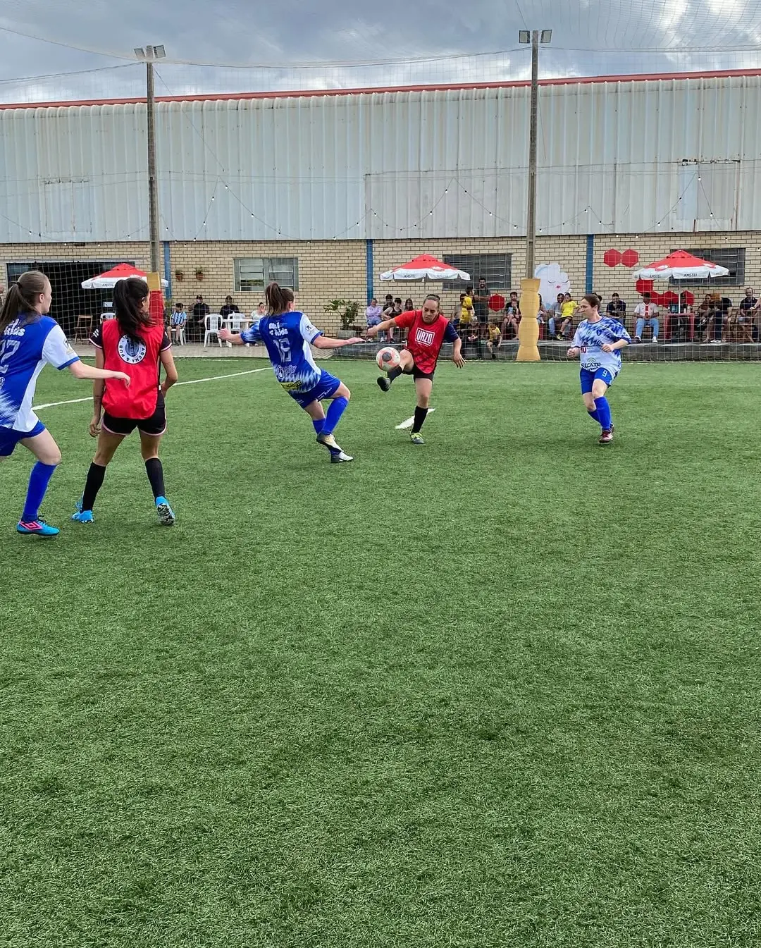 Novo Paraíso Conquista o Campeonato Municipal de Society de Meleiro em Final Emocionante