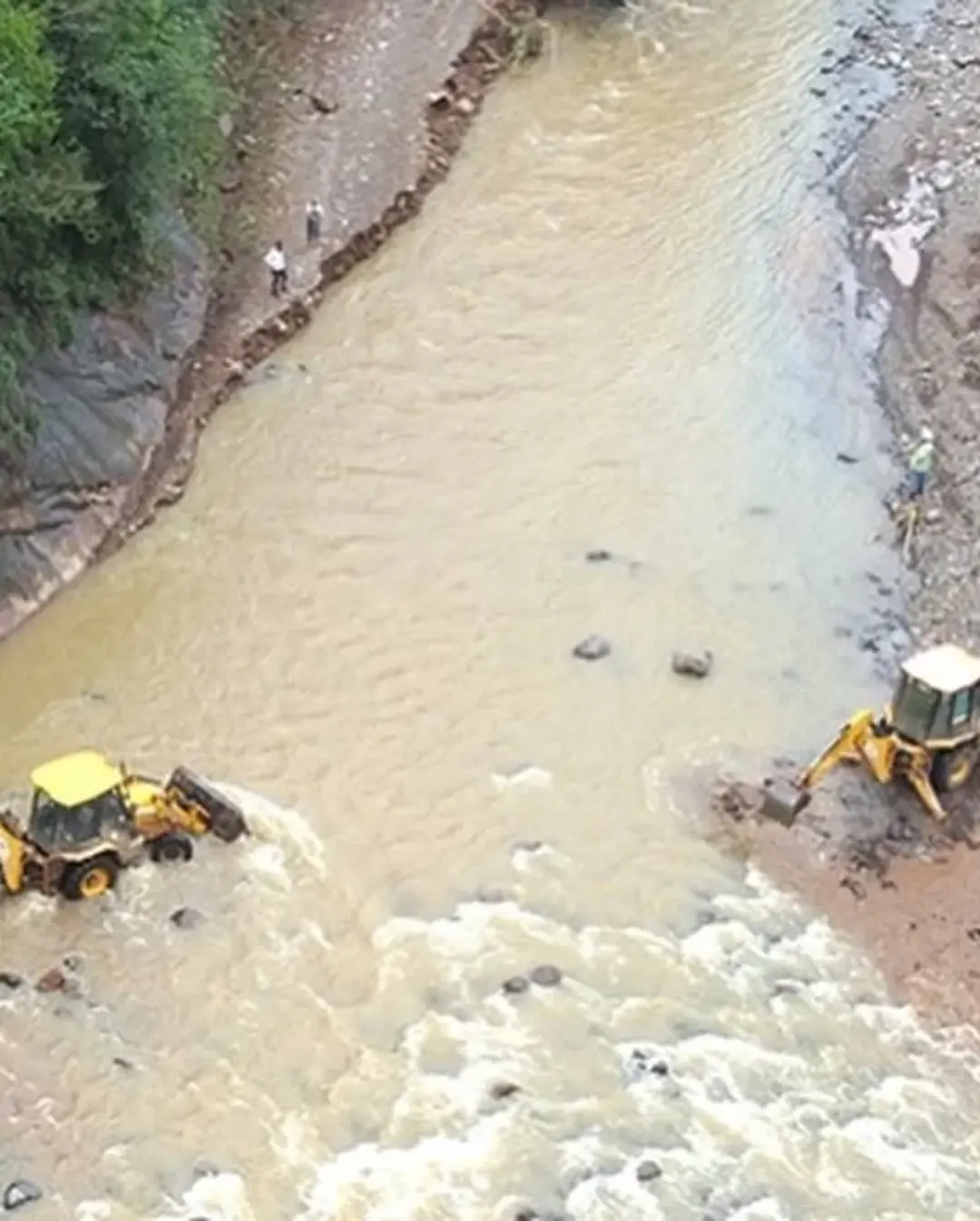 Jacinto Machado Investe R$ 4,5 Milhões na Recuperação Pós-Enchente nos Pinheirinhos