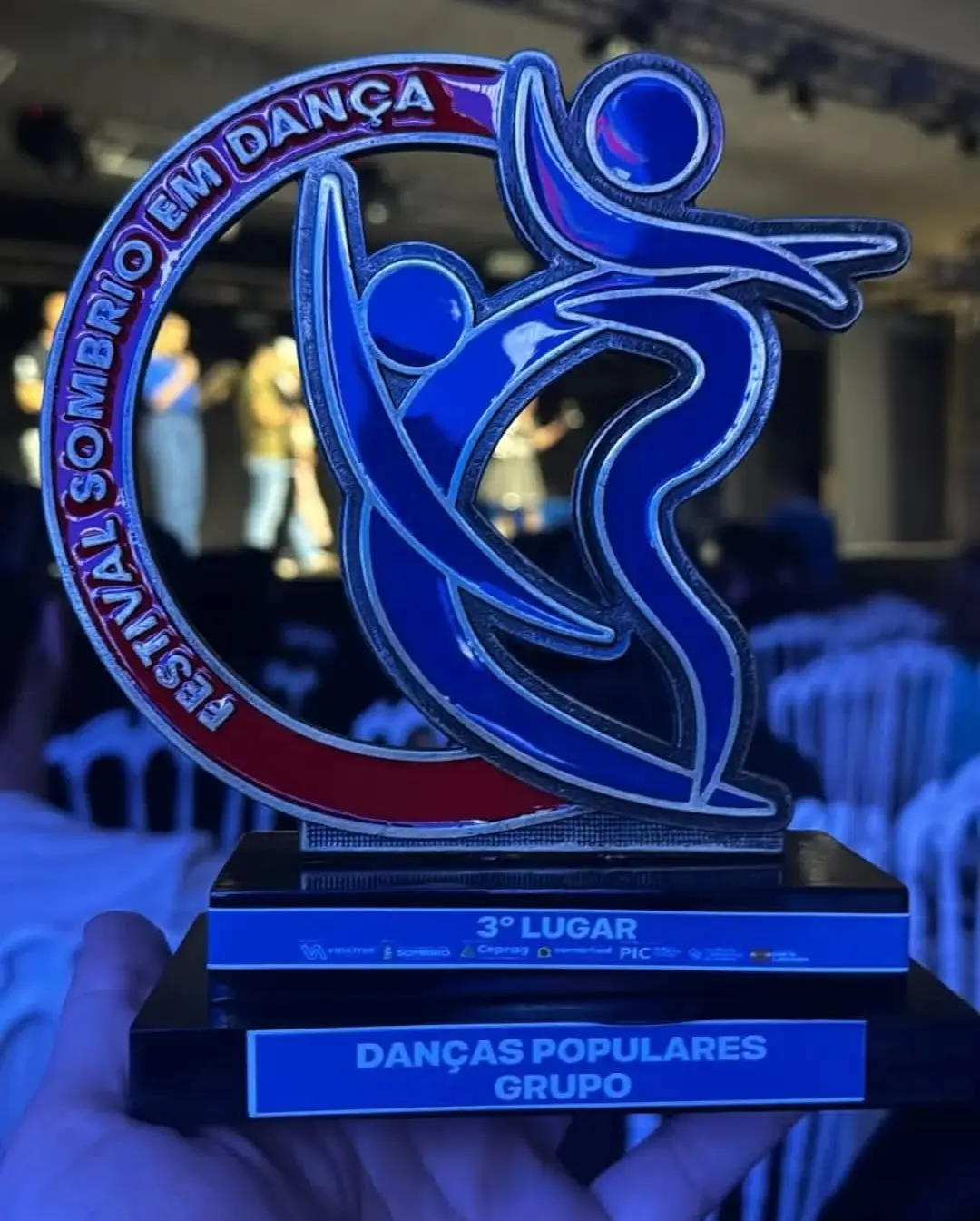 Grupo Nosso Ritmo de Praia Grande Brilha no Festival Sombrio em Dança