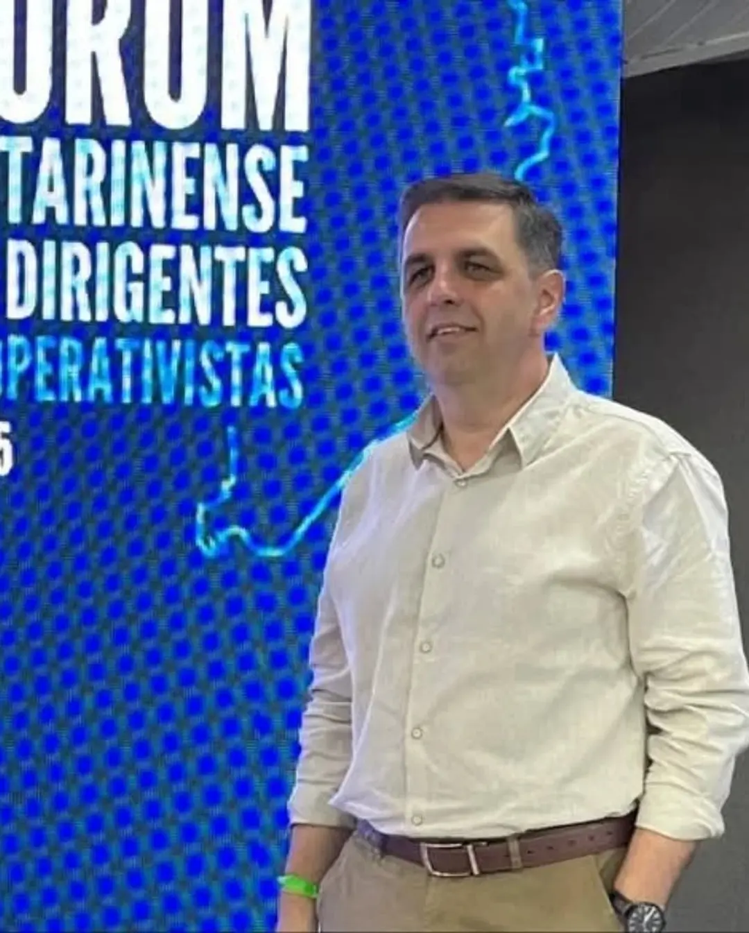Fórum Catarinense de Dirigentes Cooperativistas 2025 Debate Sustentabilidade e Inteligência Artificial