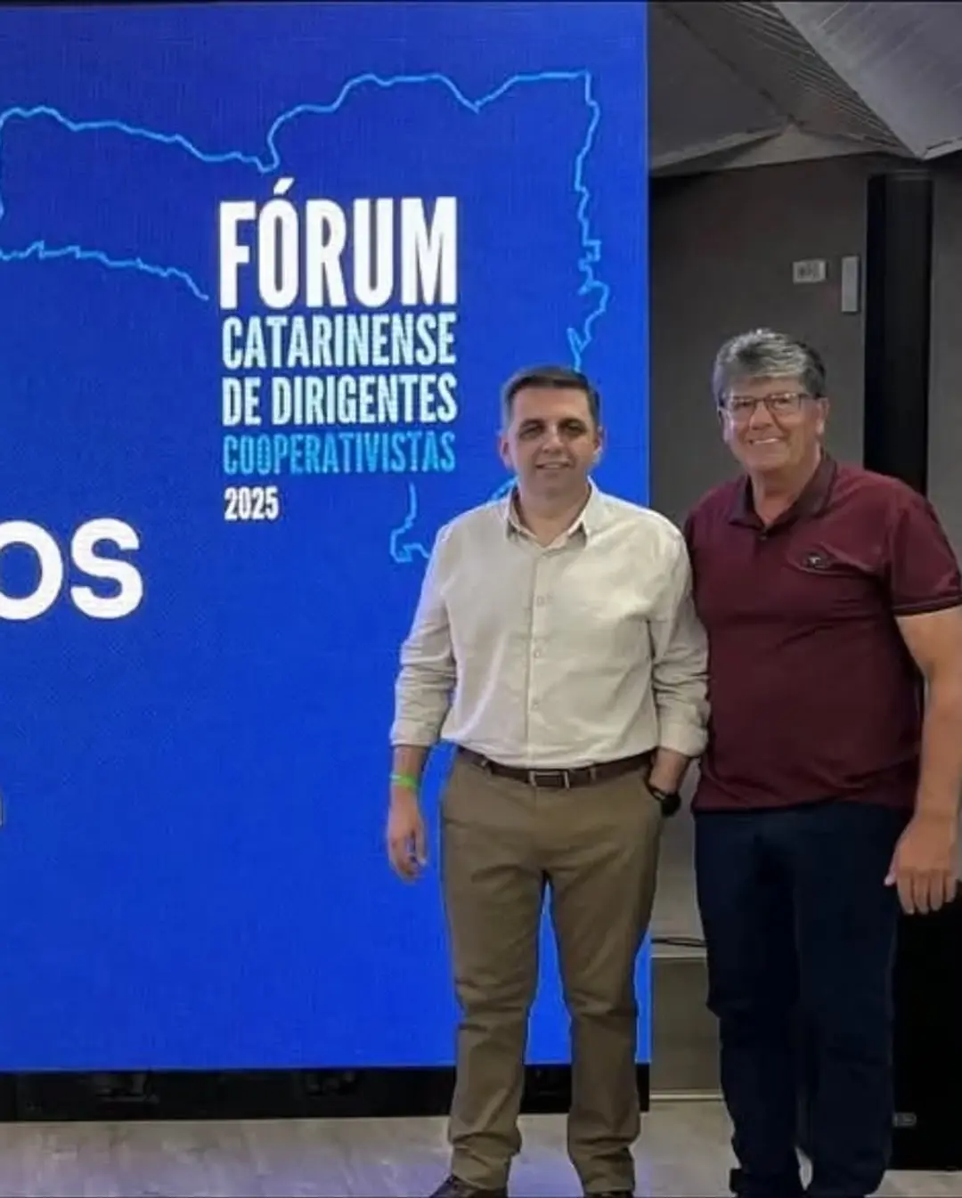 Fórum Catarinense de Dirigentes Cooperativistas 2025 Debate Sustentabilidade e Inteligência Artificial