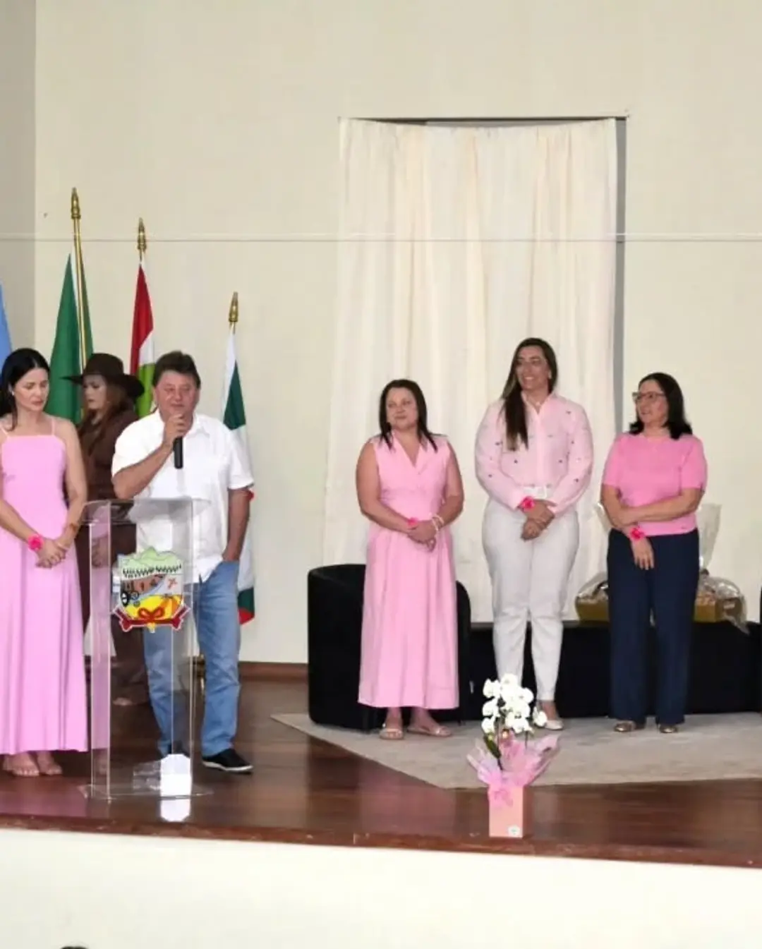 Morro Grande Celebra o Outubro Rosa com Noite de Empoderamento Feminino