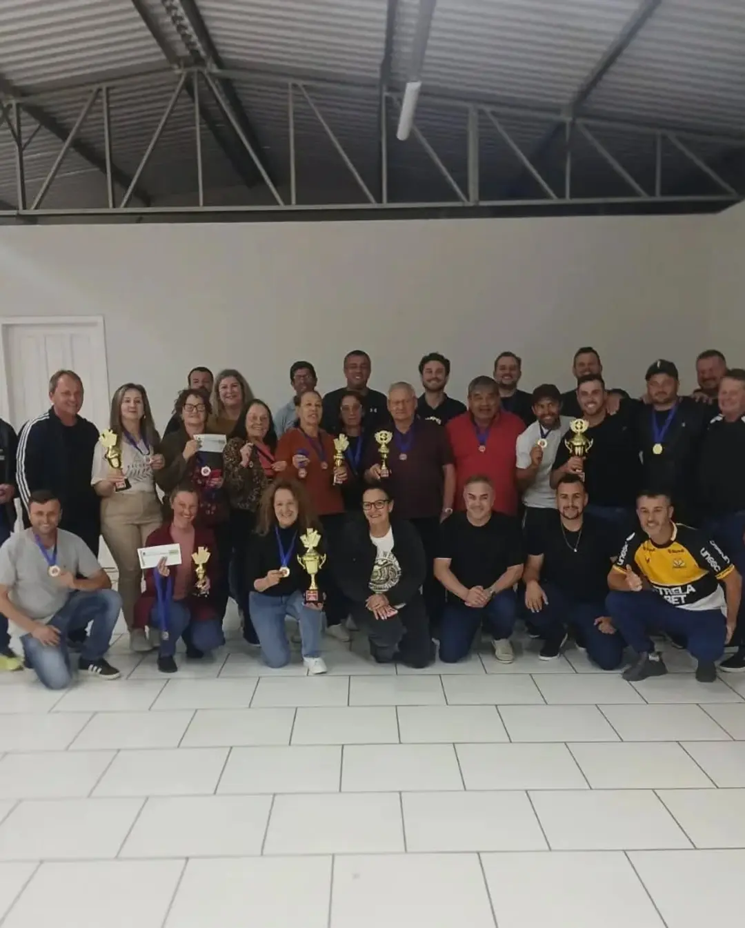 Ermo Coroa Campeões do Campeonato Municipal de Canastra 2025