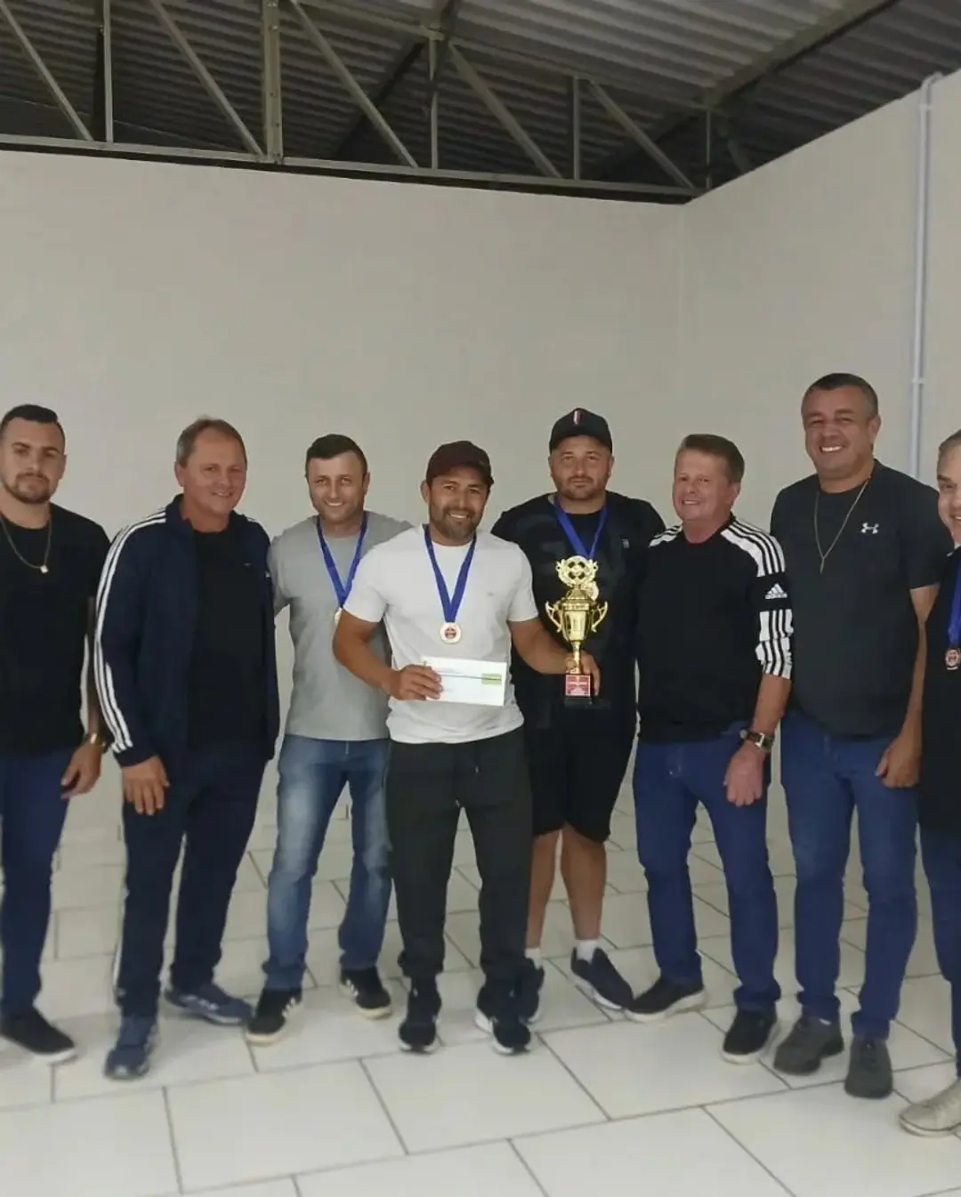 Ermo Coroa Campeões do Campeonato Municipal de Canastra 2025