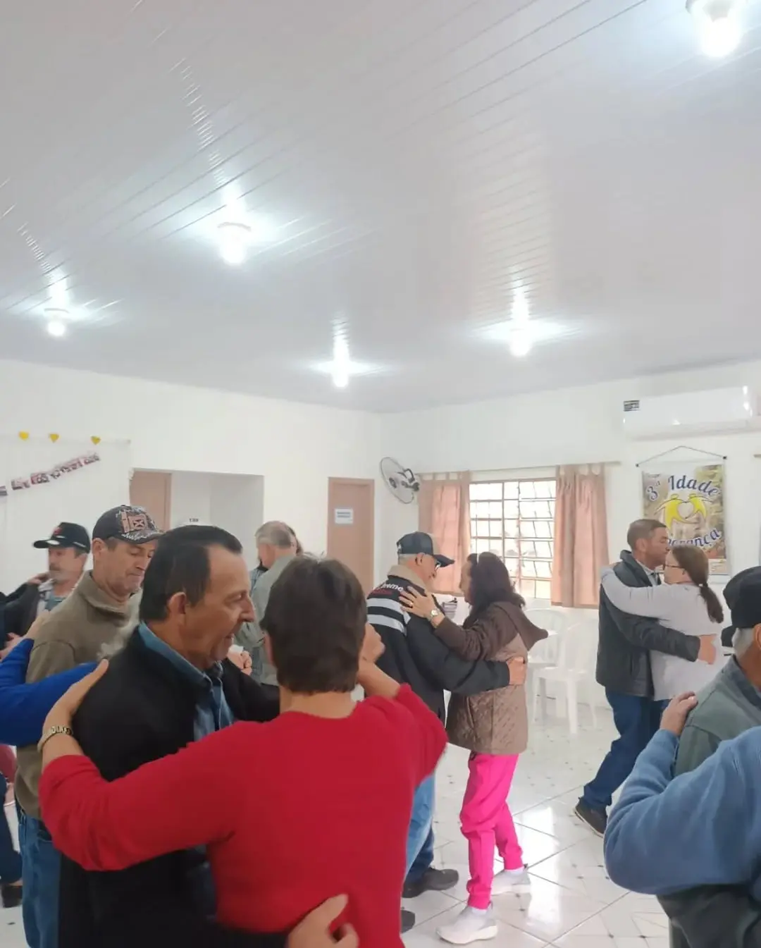 Idosos de Mampituba celebram a vida com campeonato de bocha e tarde de jogos