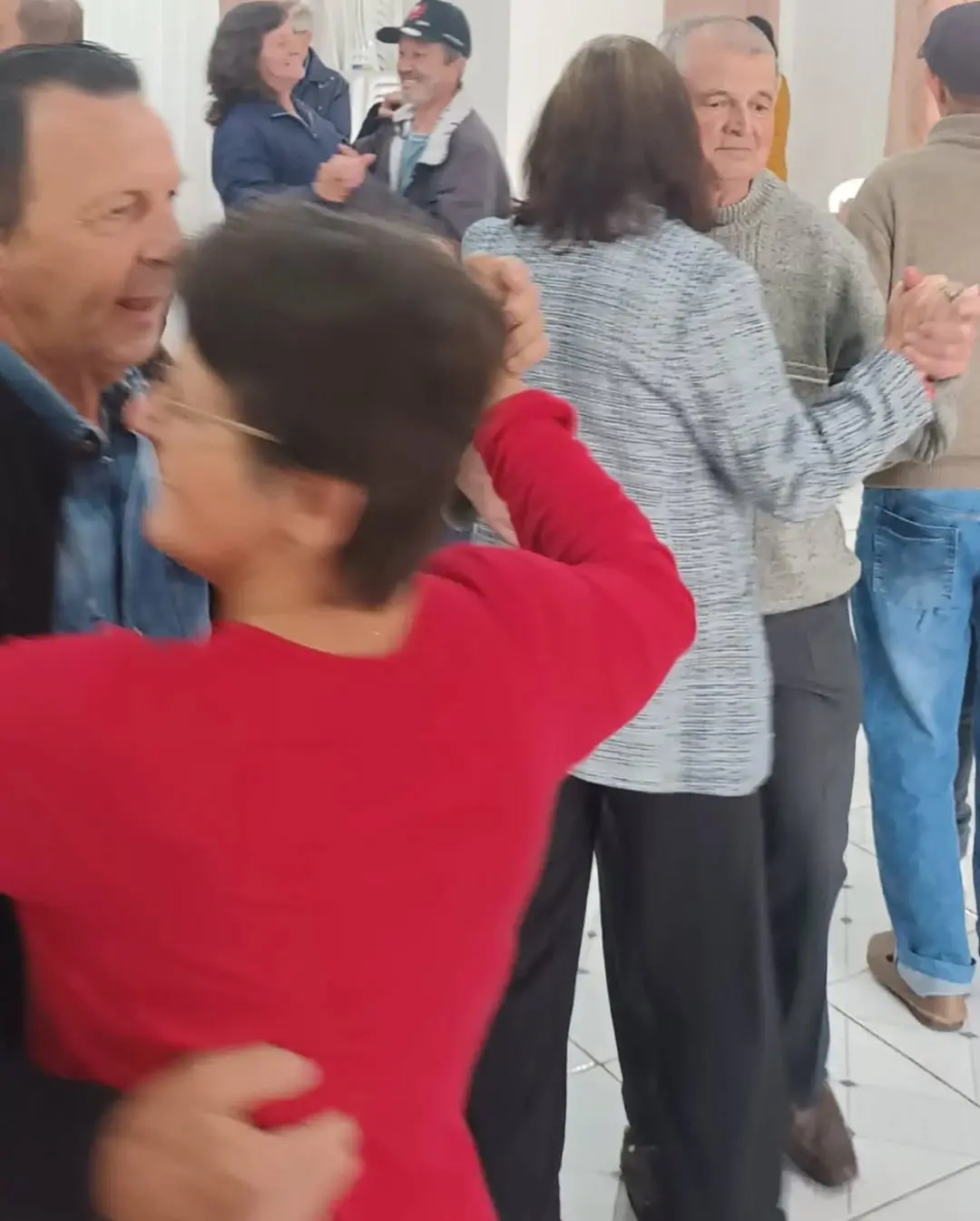 Idosos de Mampituba celebram a vida com campeonato de bocha e tarde de jogos