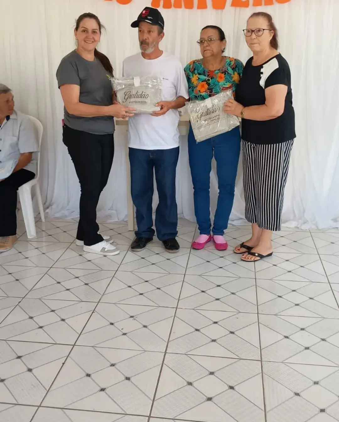 Tarde Festiva Homenageia Aniversariantes da Terceira Idade em Mampituba