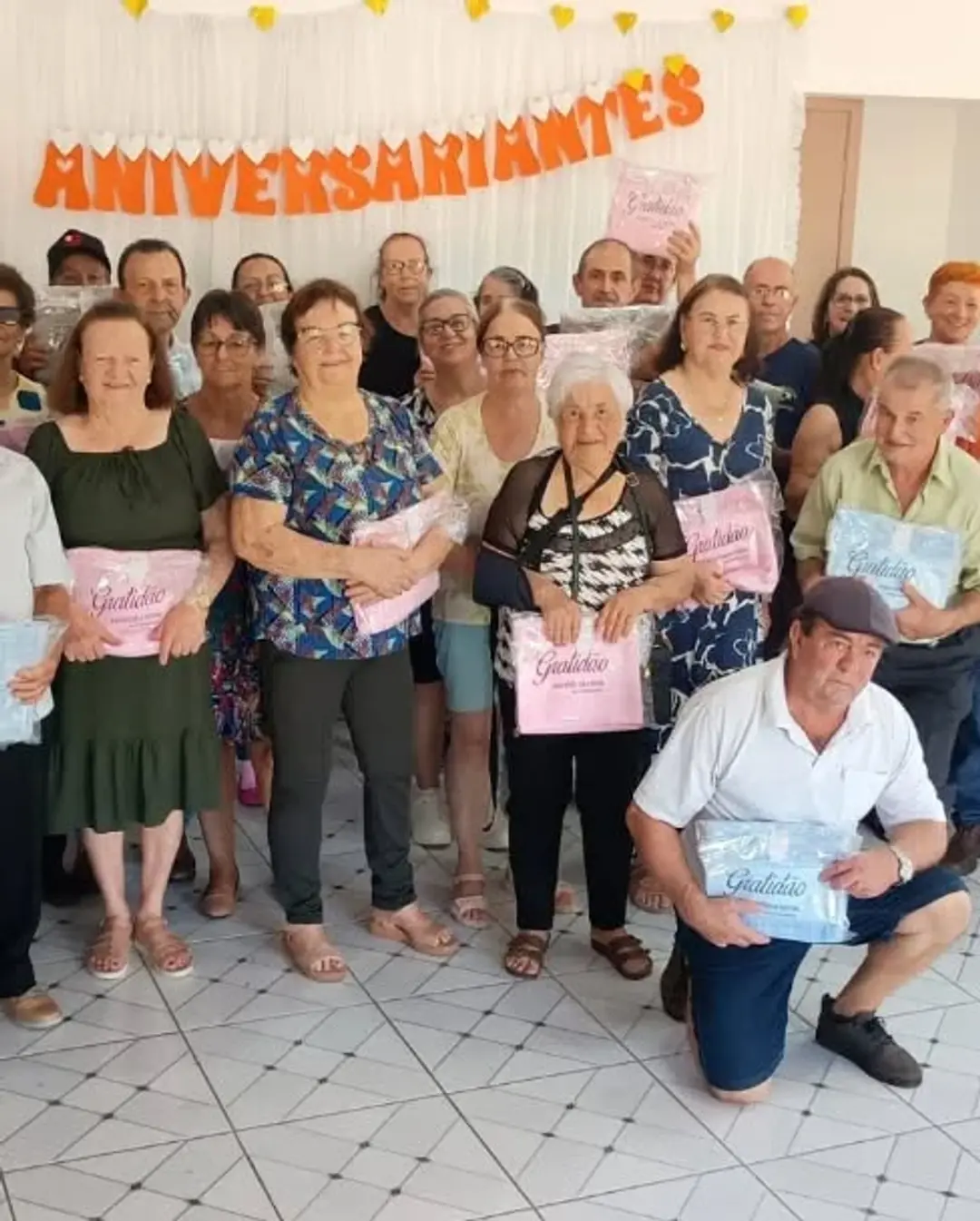 Tarde Festiva Homenageia Aniversariantes da Terceira Idade em Mampituba