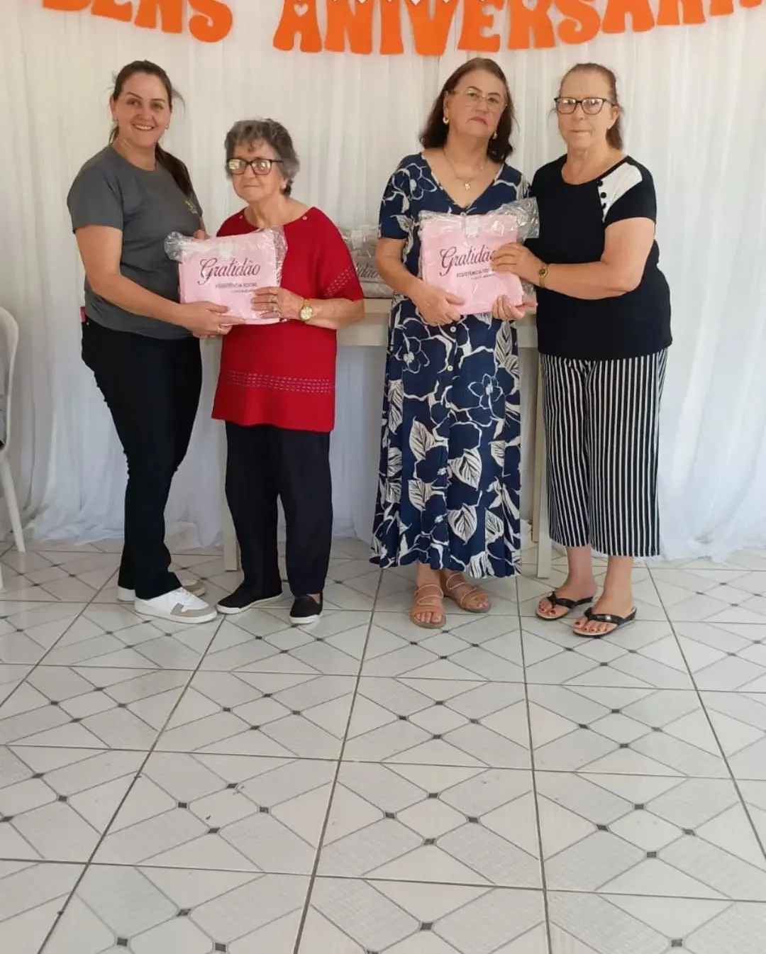 Tarde Festiva Homenageia Aniversariantes da Terceira Idade em Mampituba