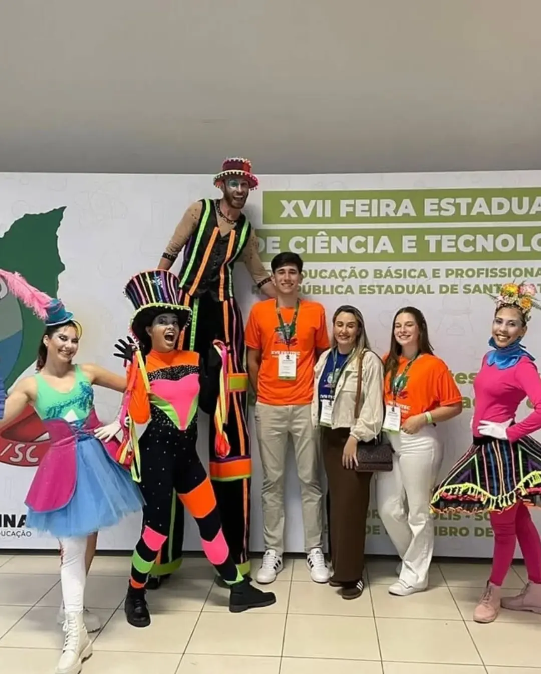 Estudantes de Morro Grande Apresentam Lar Ecológico Inovador na FECITEC/SC