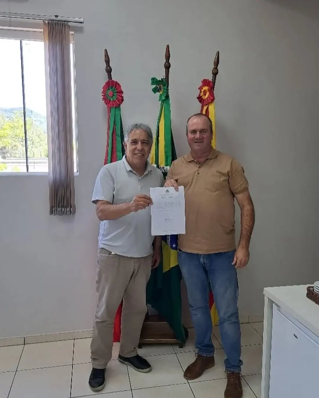 Mampituba Avança com Pavimentação Asfáltica no Rio de Dentro: Um Passo Rumo ao Desenvolvimento