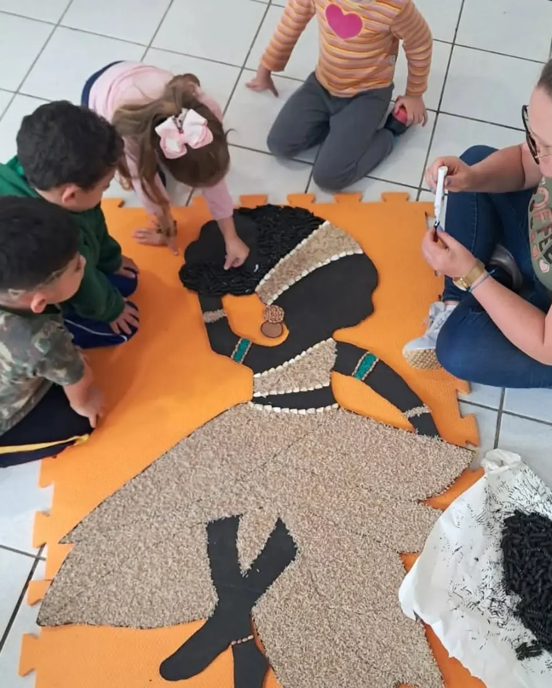 Timbé do Sul: Projeto Consciência Negra Explora o Sensorial e Lúdico na Pré-Escola