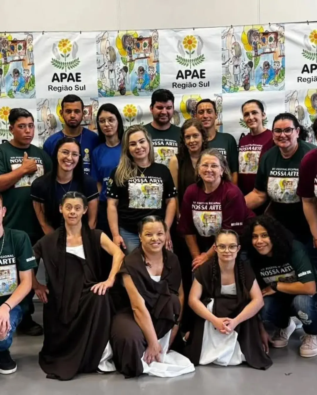 APAE de Timbé do Sul Brilha e Conquista Premiações no Festival Regional Nossa Arte