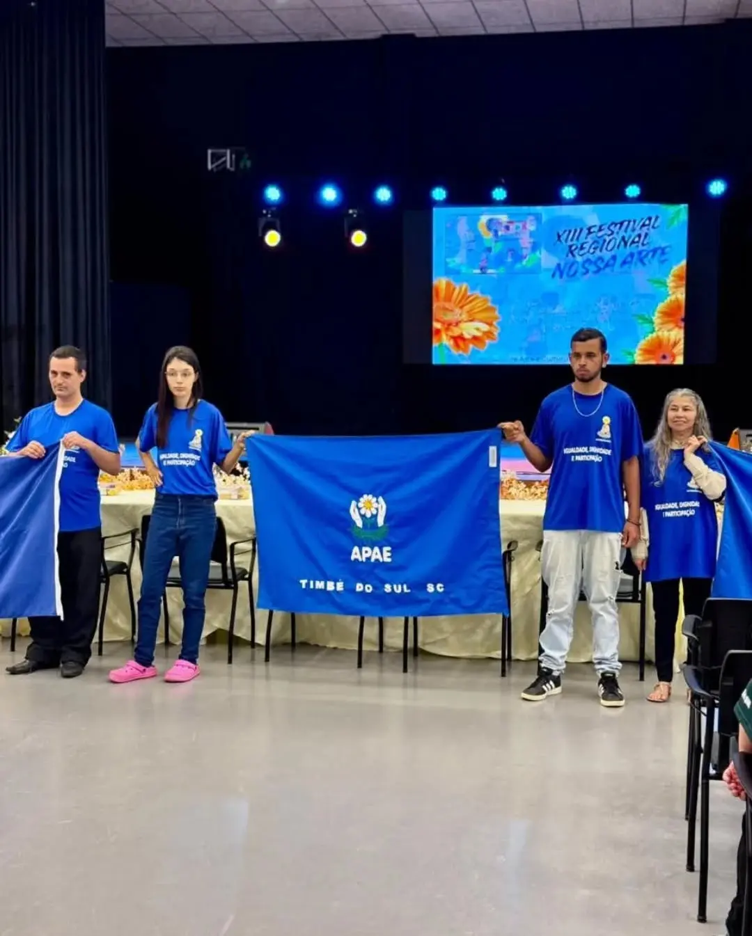 APAE de Timbé do Sul Brilha e Conquista Premiações no Festival Regional Nossa Arte