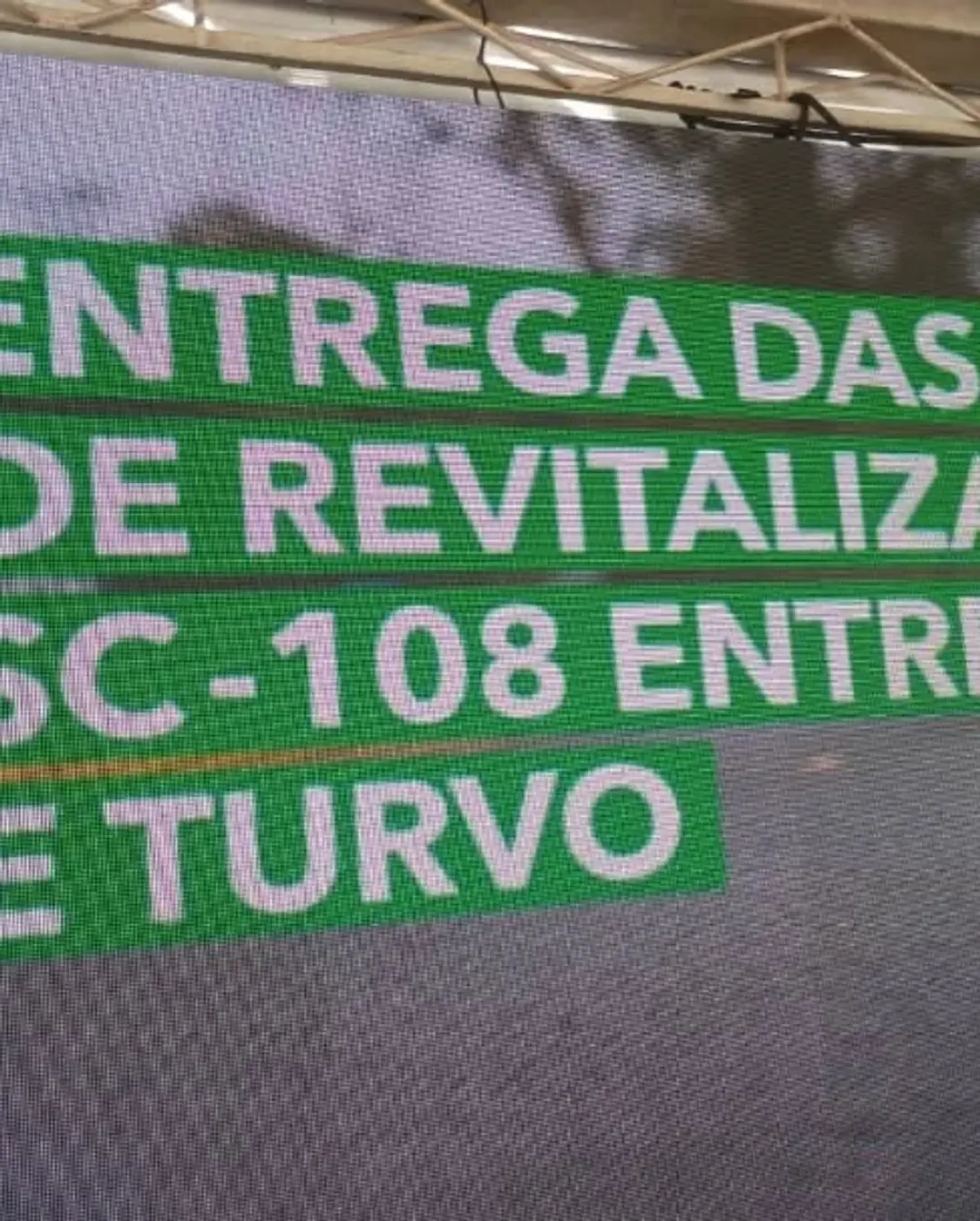 Meleiro Recebe Melhorias na SC-108 e Celebra Queda no Desemprego