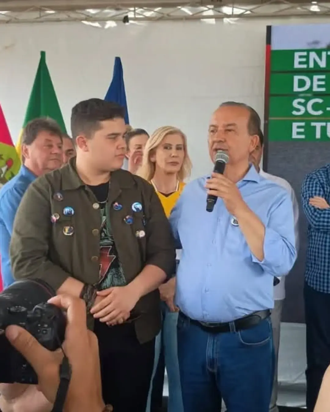 Meleiro Recebe Melhorias na SC-108 e Celebra Queda no Desemprego