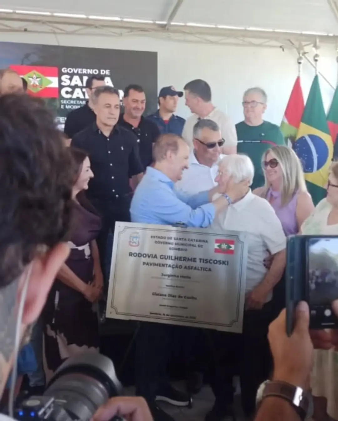 Sombrio Celebra Inauguração da Rodovia Municipal Guilherme Tiskoski com Presença de Autoridades