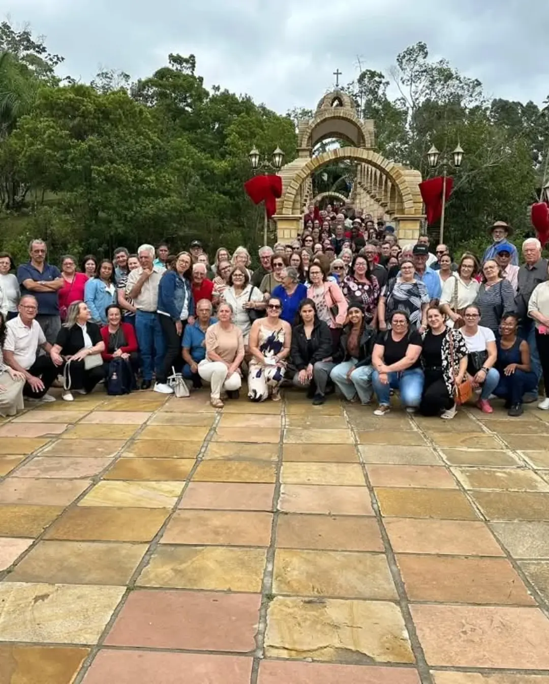 Grupo Saberes e Afetos Encerra Atividades de 2025 com Passeio Memorável em Timbé do Sul