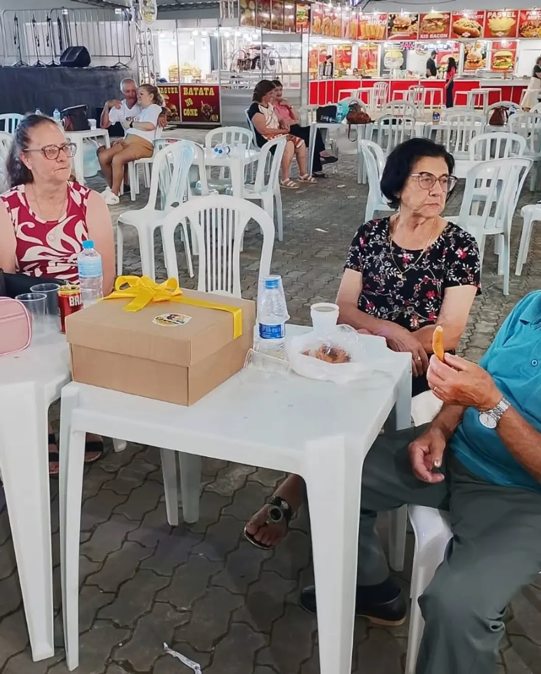 Grupo da Terceira Idade de Mampituba Desfruta de Tarde Agradável na Polvilhana