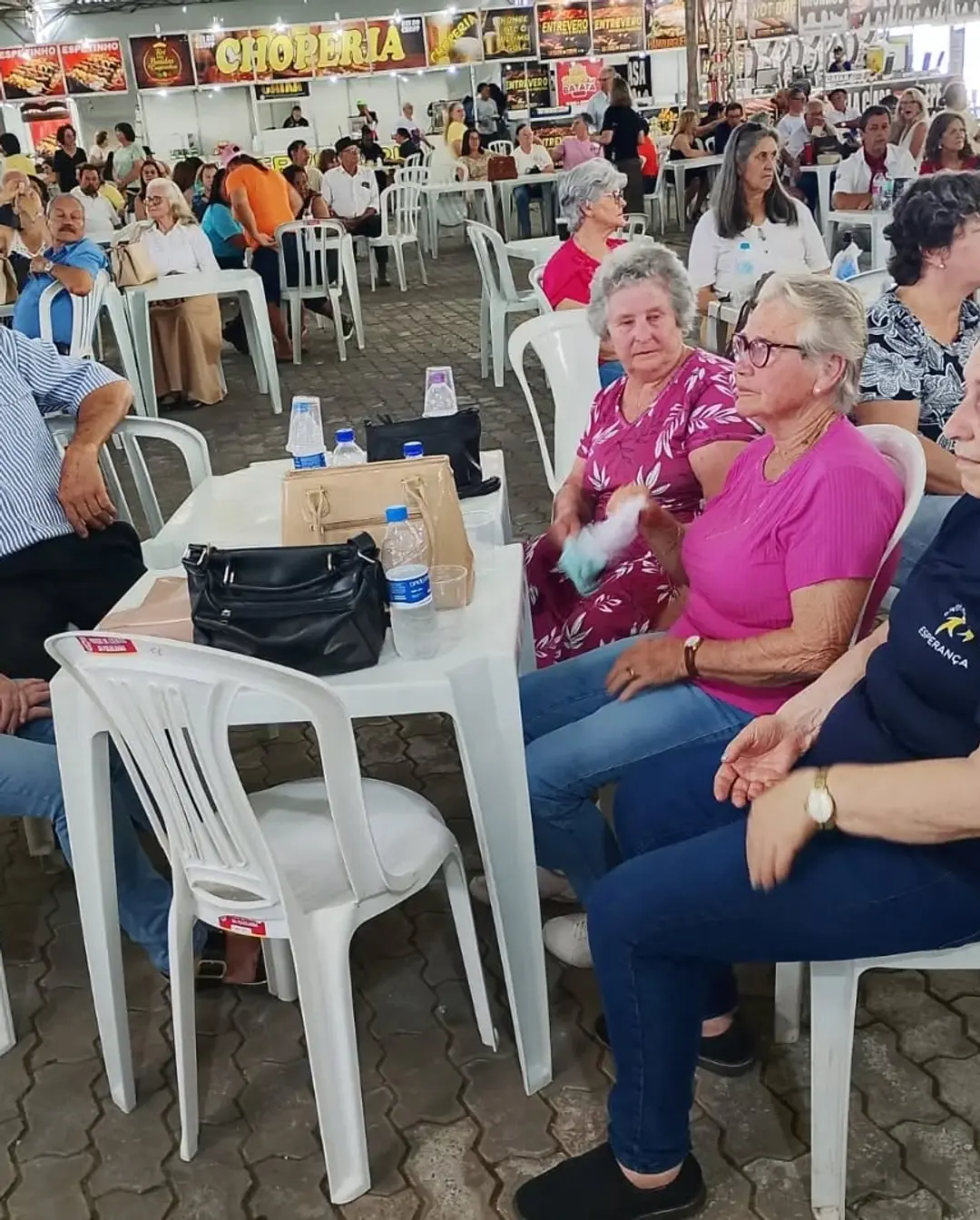 Grupo da Terceira Idade de Mampituba Desfruta de Tarde Agradável na Polvilhana