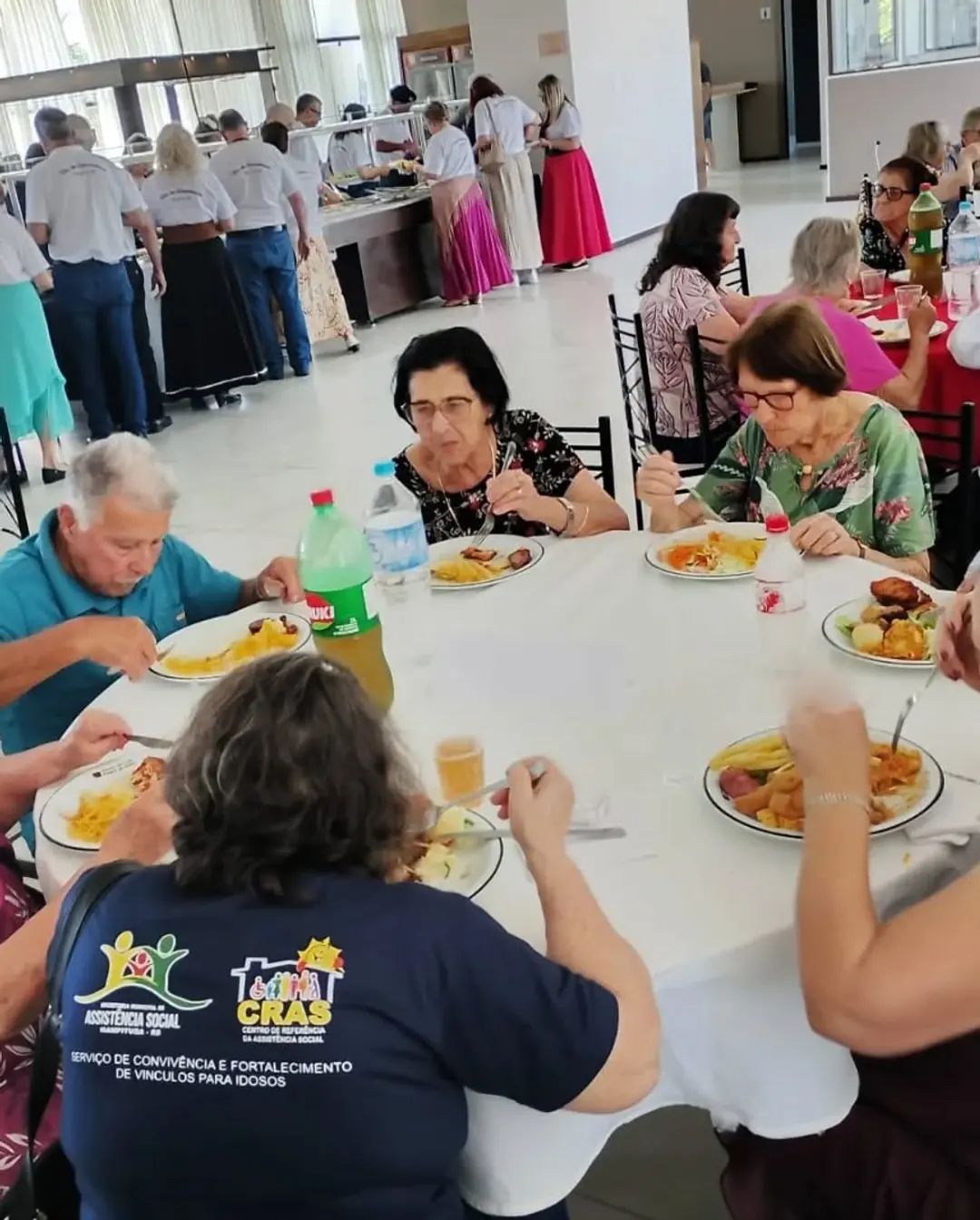 Grupo da Terceira Idade de Mampituba Desfruta de Tarde Agradável na Polvilhana
