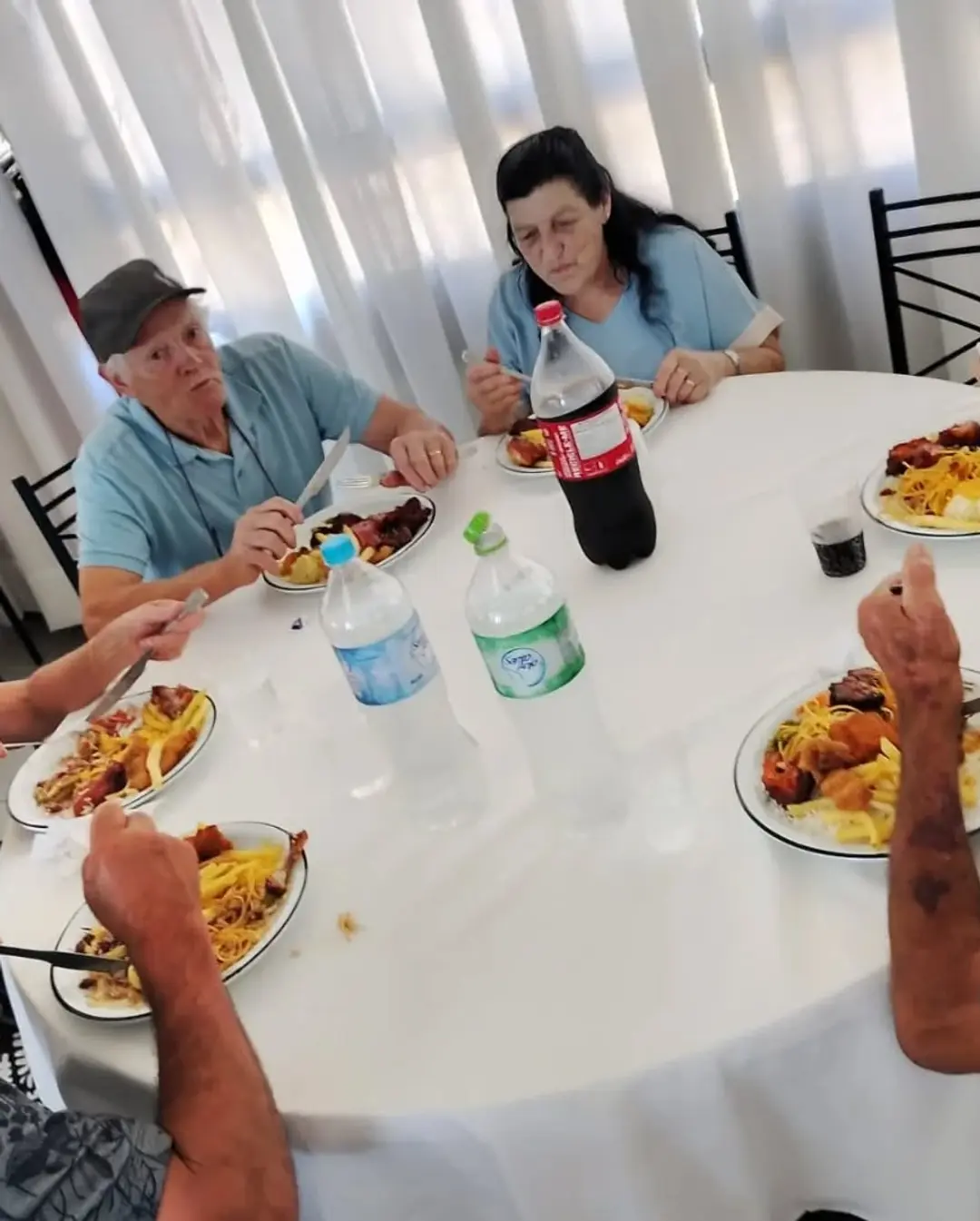 Grupo da Terceira Idade de Mampituba Desfruta de Tarde Agradável na Polvilhana