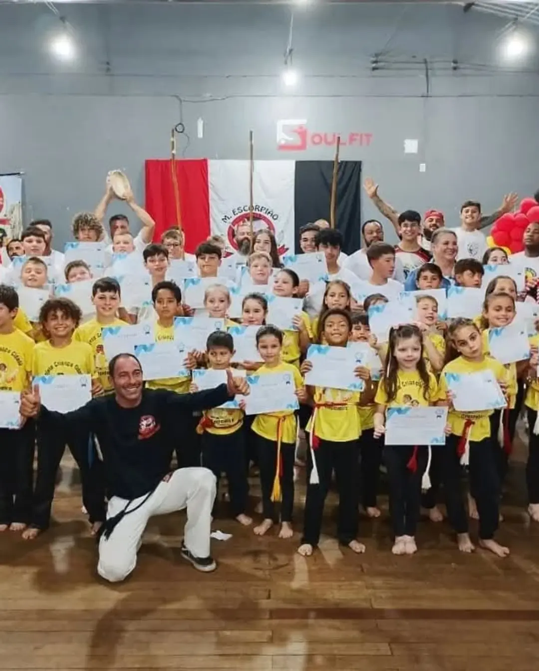 Capoeira Transforma Vidas em Dom Pedro de Alcântara: Formatura Celebra Cultura e Cidadania