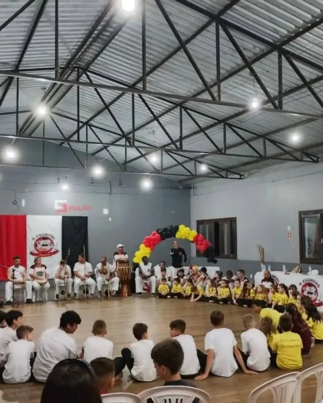 Capoeira Transforma Vidas em Dom Pedro de Alcântara: Formatura Celebra Cultura e Cidadania