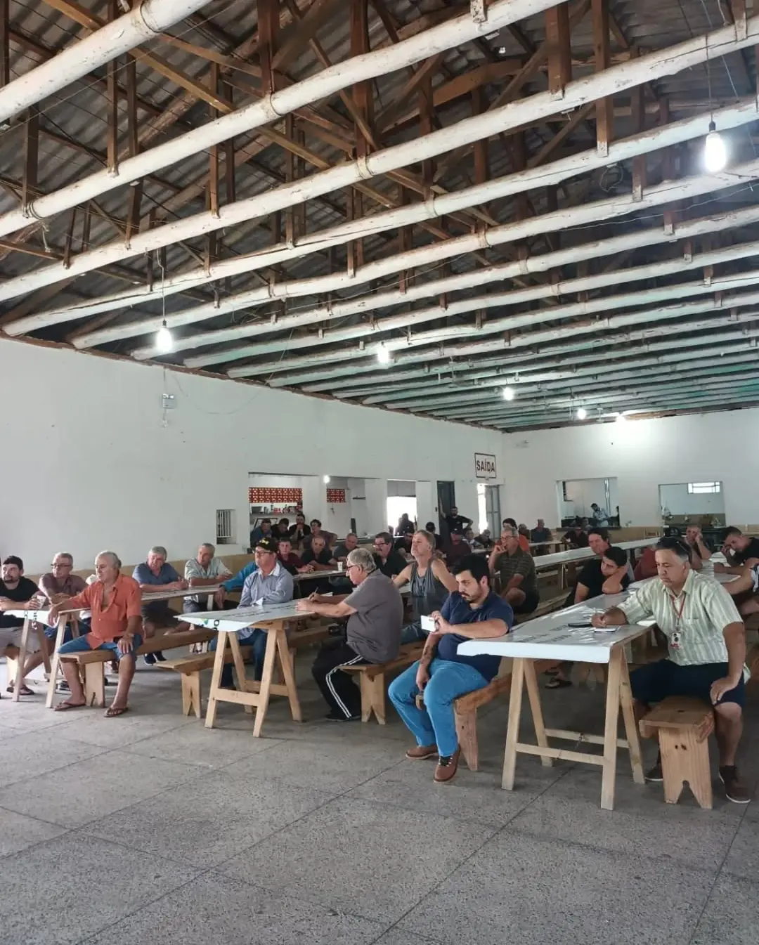 Moradores de Praia Grande e Jacinto Machado cobram conclusão da SC-108 em manifestação