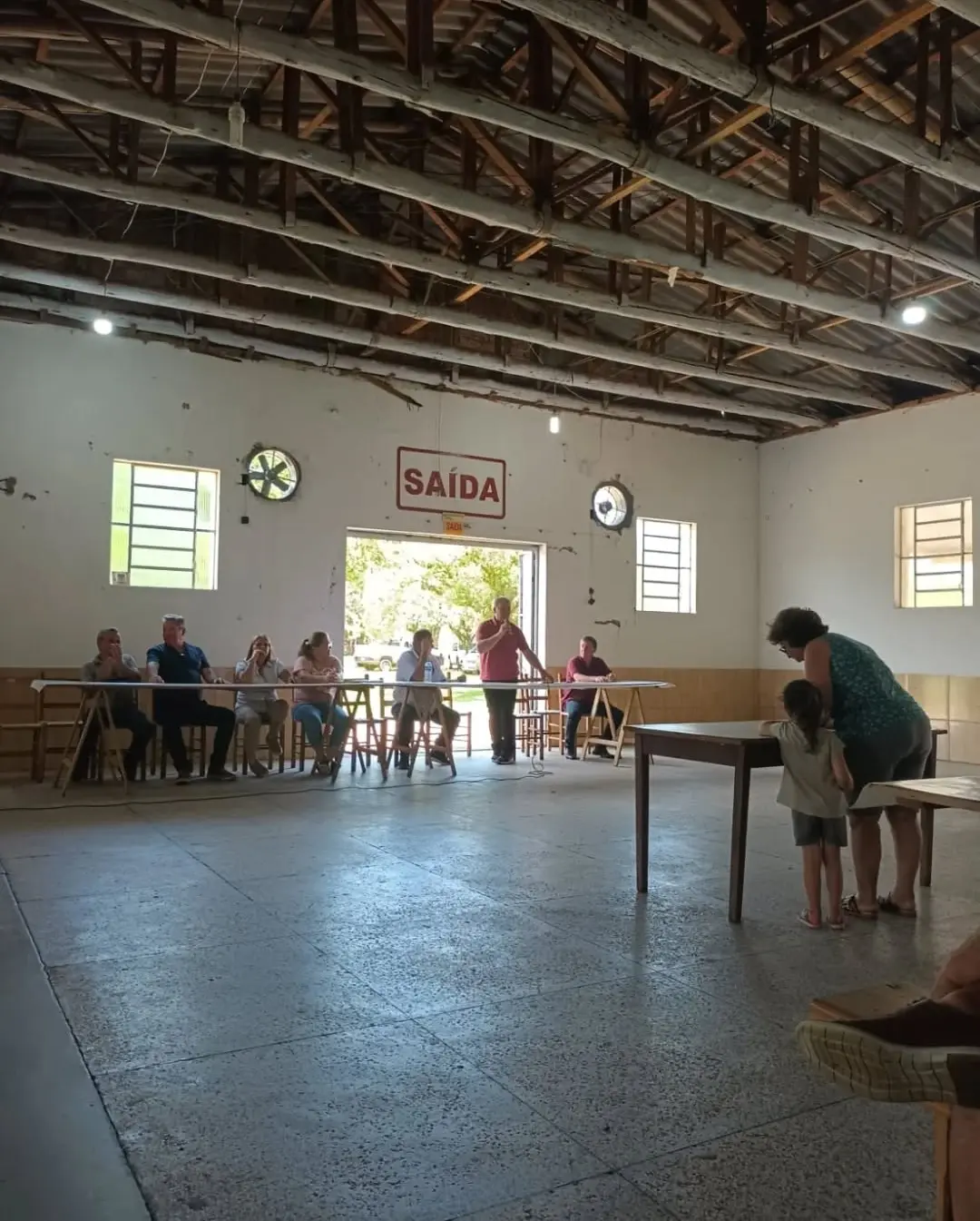 Moradores de Praia Grande e Jacinto Machado cobram conclusão da SC-108 em manifestação