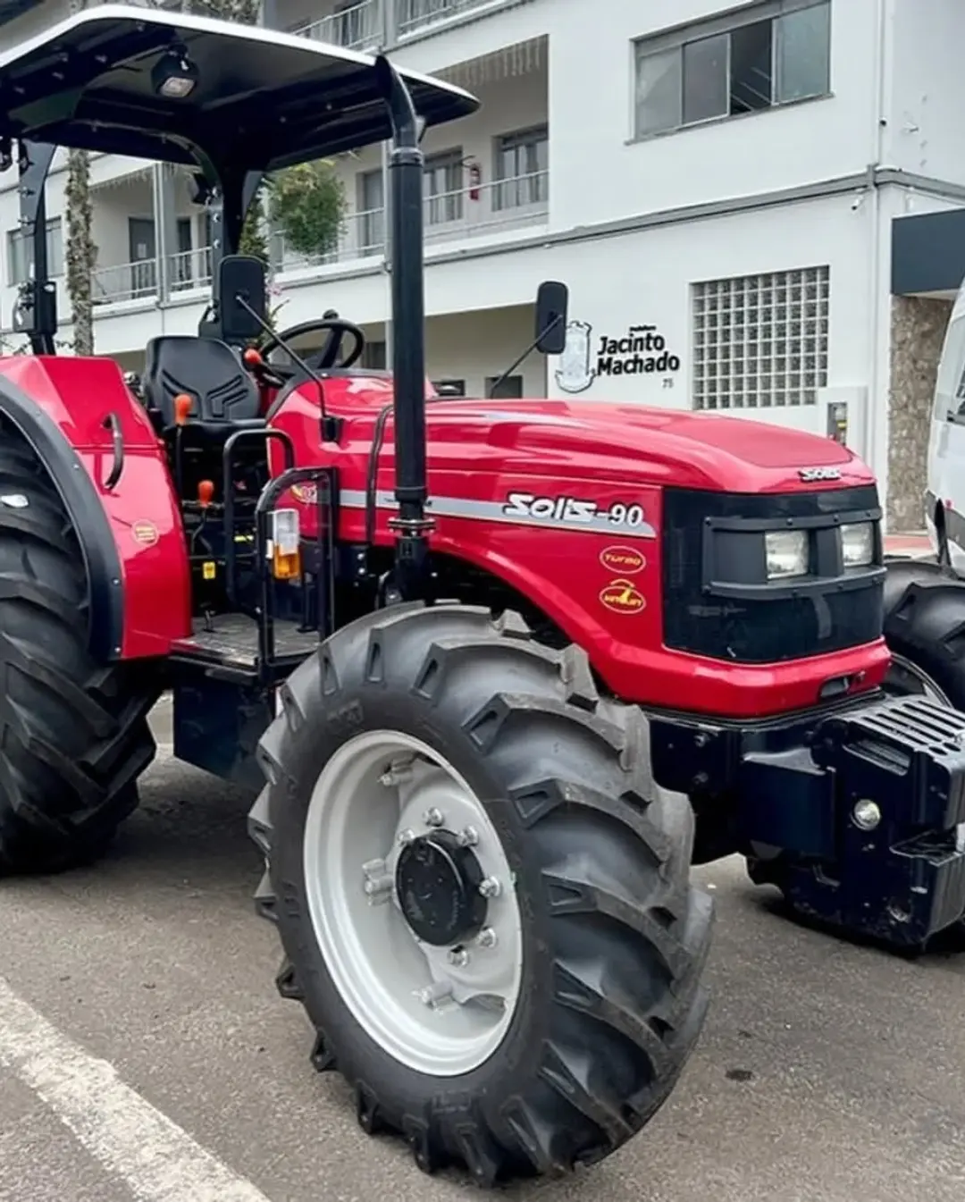 Jacinto Machado Reforça Frota Municipal com Novos Veículos para Saúde e Agricultura