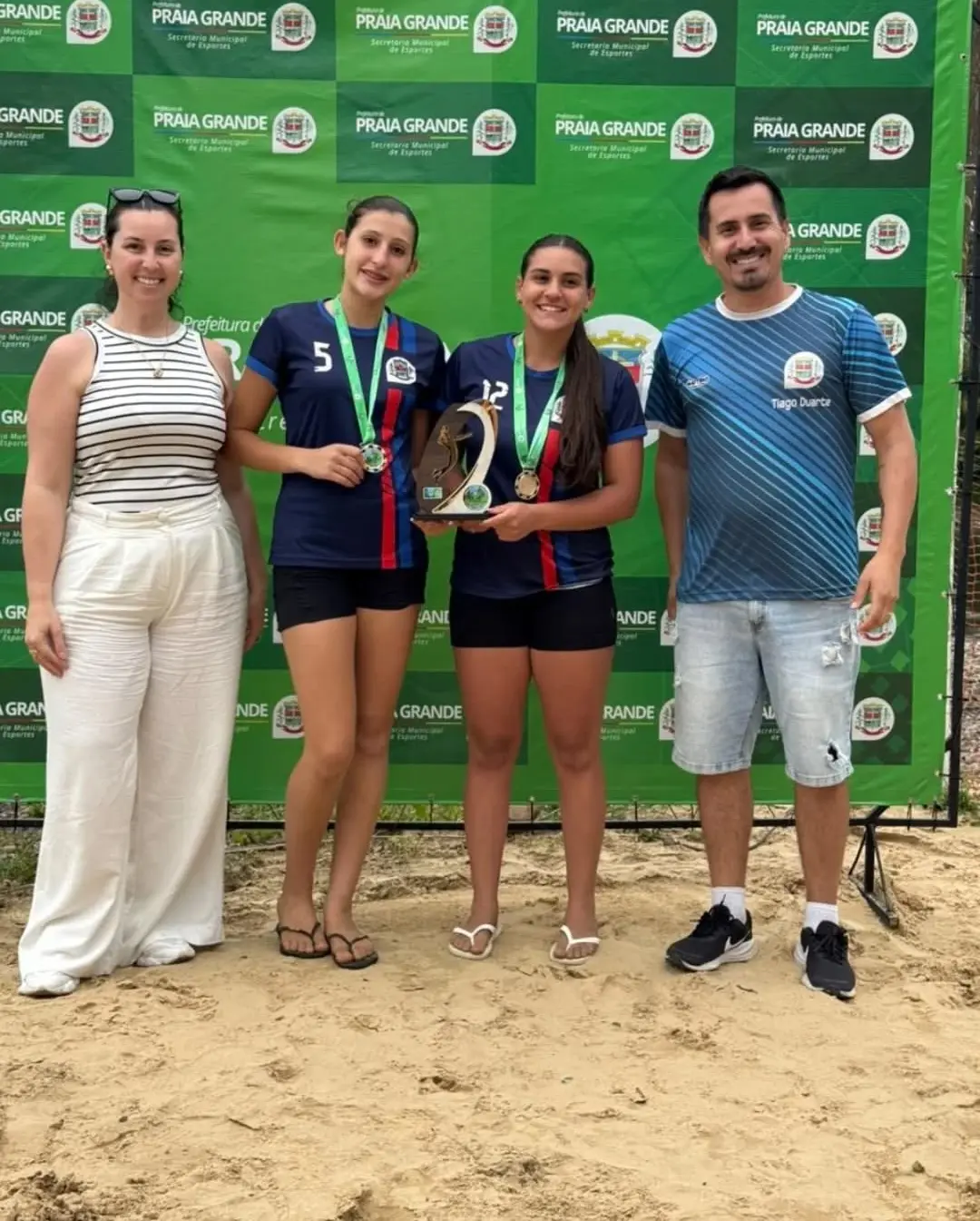 Praia Grande Coroou os Campeões da Taça Cidade de Vôlei de Dupla