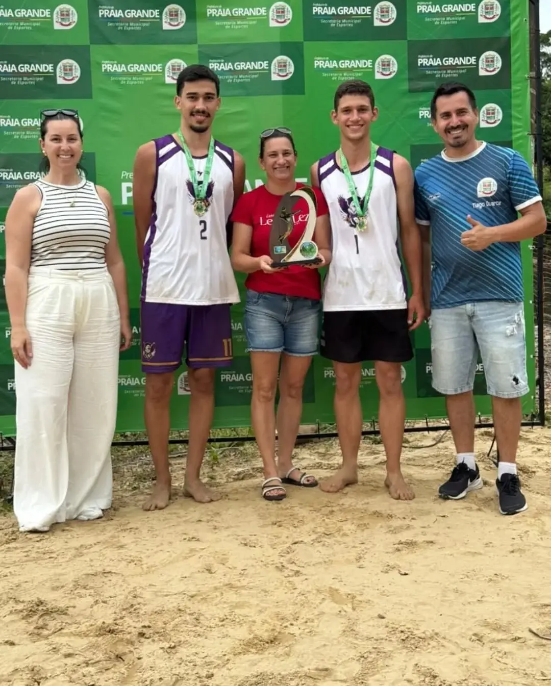 Praia Grande Coroou os Campeões da Taça Cidade de Vôlei de Dupla