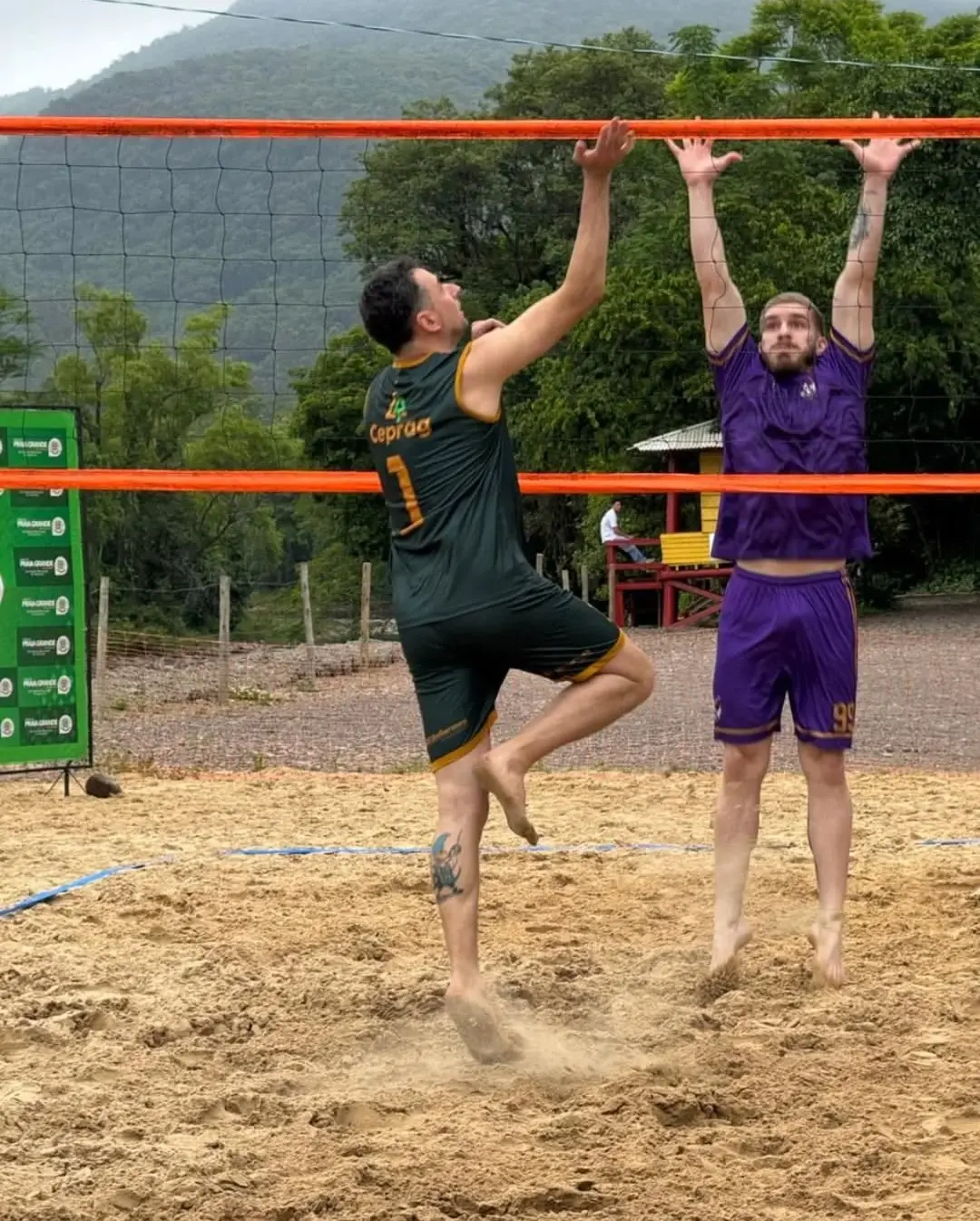 Praia Grande Coroou os Campeões da Taça Cidade de Vôlei de Dupla