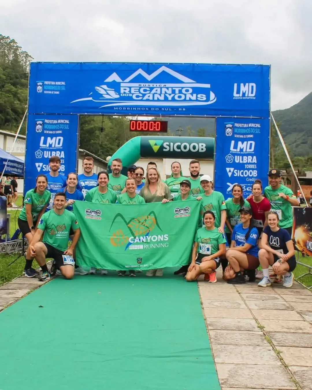 Morrinhos do Sul: Rústica Recanto dos Canyons Atrai Mais de 200 Participantes