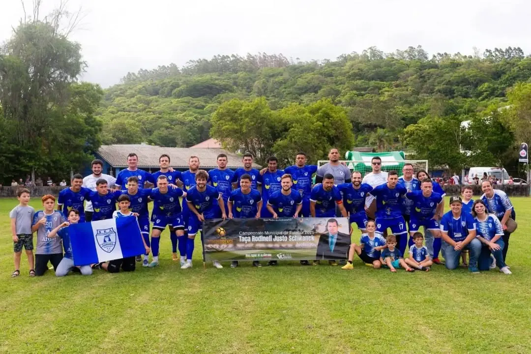 Dompedrense 2025: Aimoré e Cruz Vermelha Lideram Após Primeiros Jogos da Final