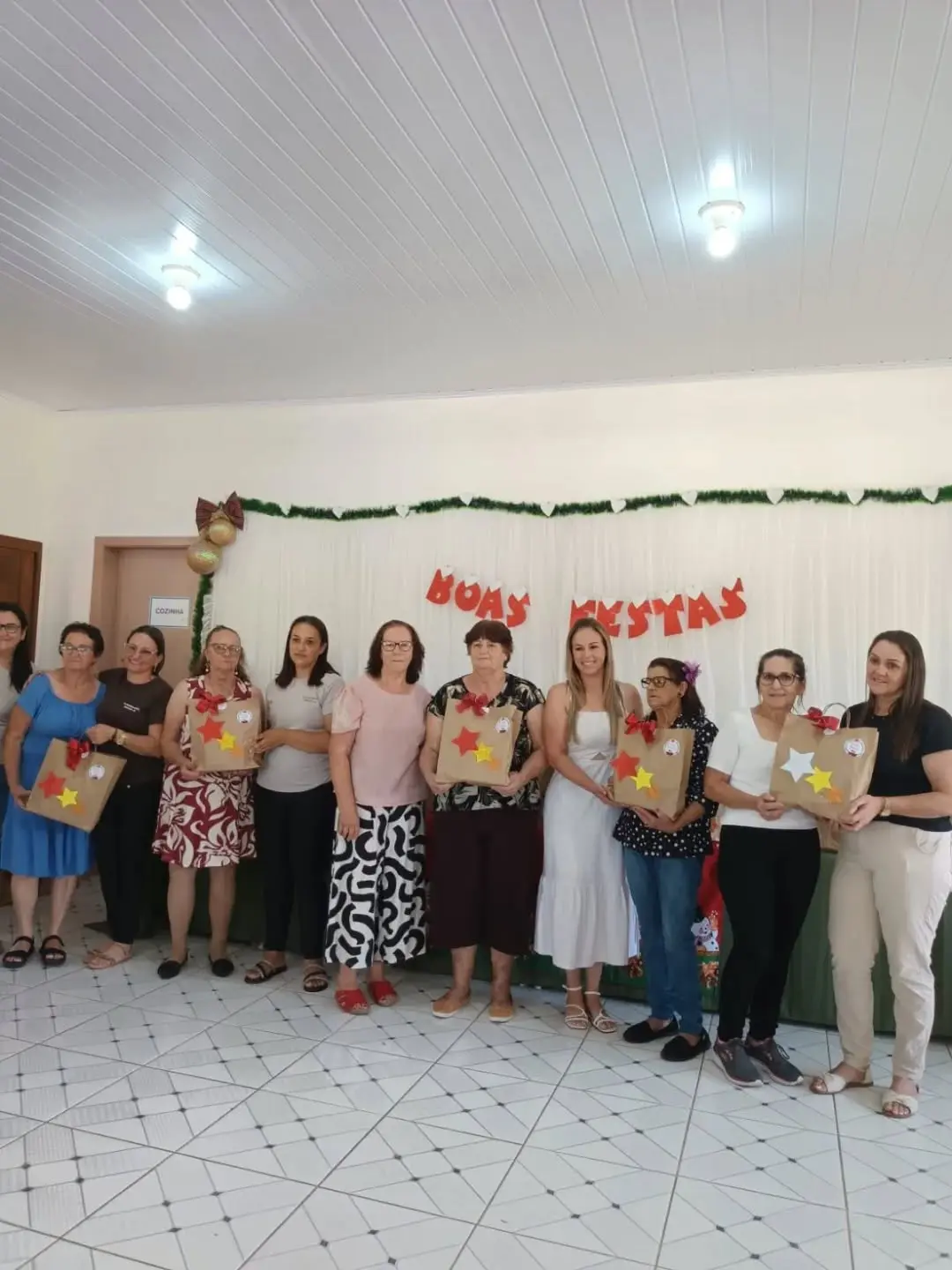 Grupo Esperança de Mampituba Celebra Terceira Idade com Festa e Alegria