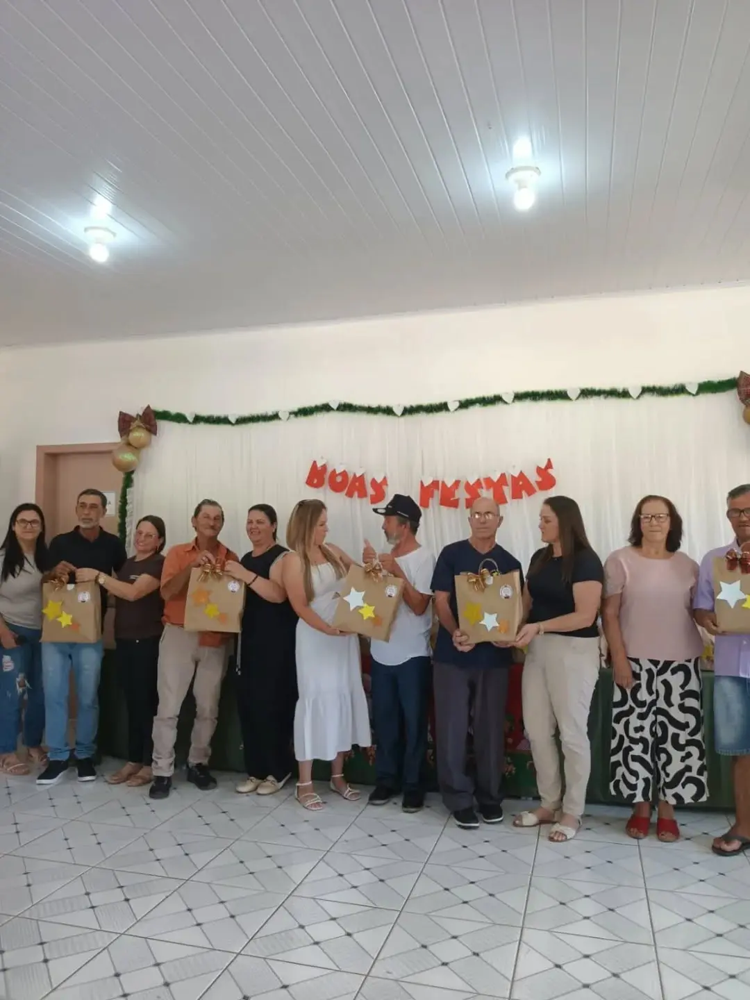 Grupo Esperança de Mampituba Celebra Terceira Idade com Festa e Alegria