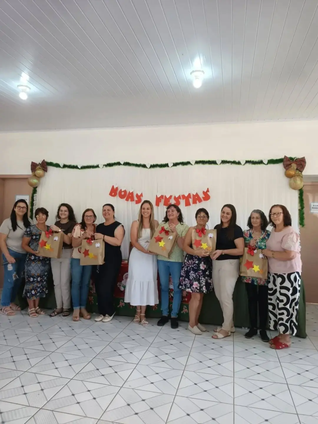 Grupo Esperança de Mampituba Celebra Terceira Idade com Festa e Alegria